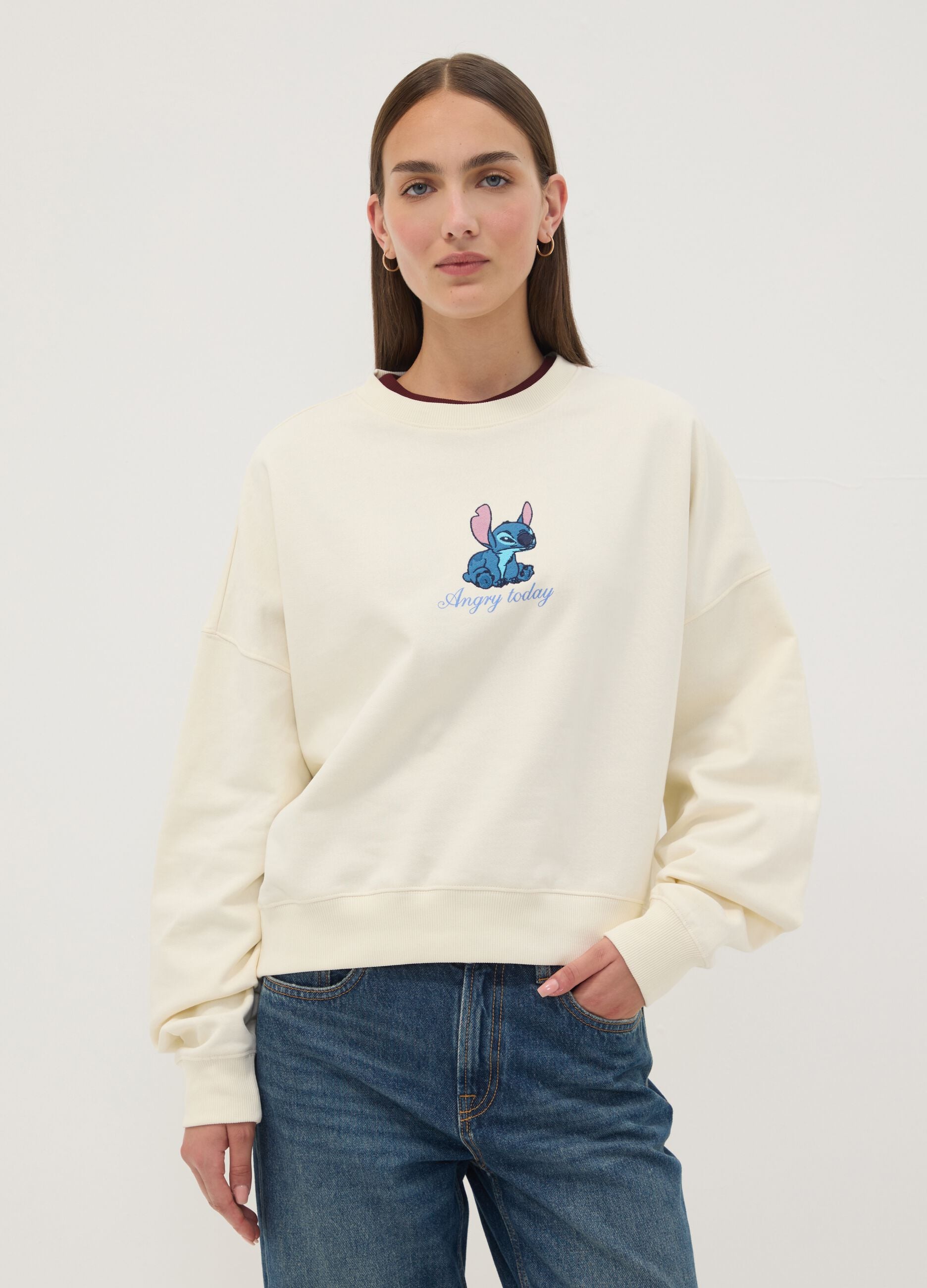 Sweatshirt bege em algod&atilde;o puro com estampado Stitch