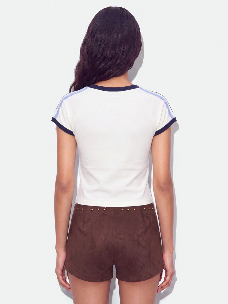 White pure cotton V-neck T-shirt with front print_2