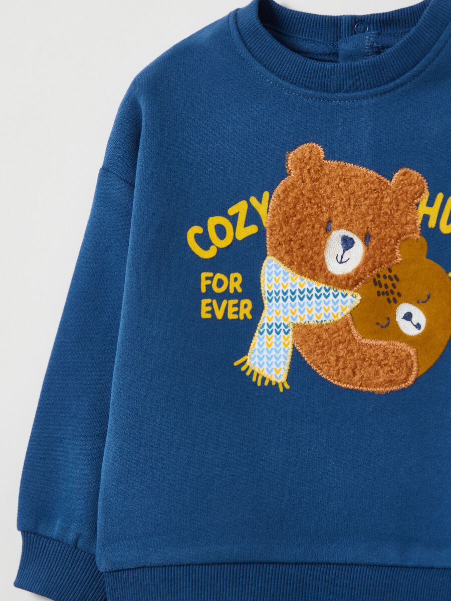 Sweatshirt with teddy bears embroidery and lettering_2