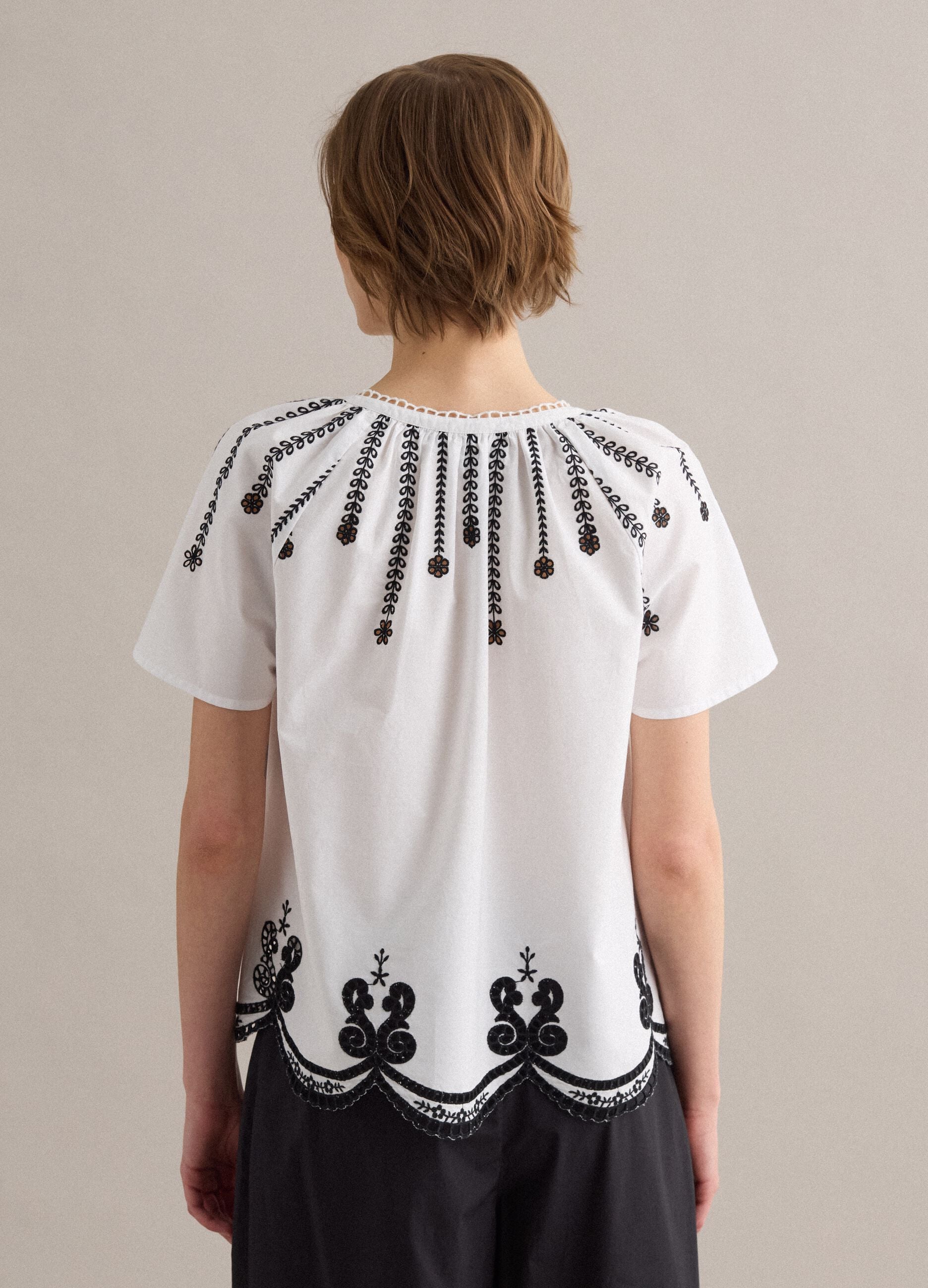 White pure cotton shirt with embroidery