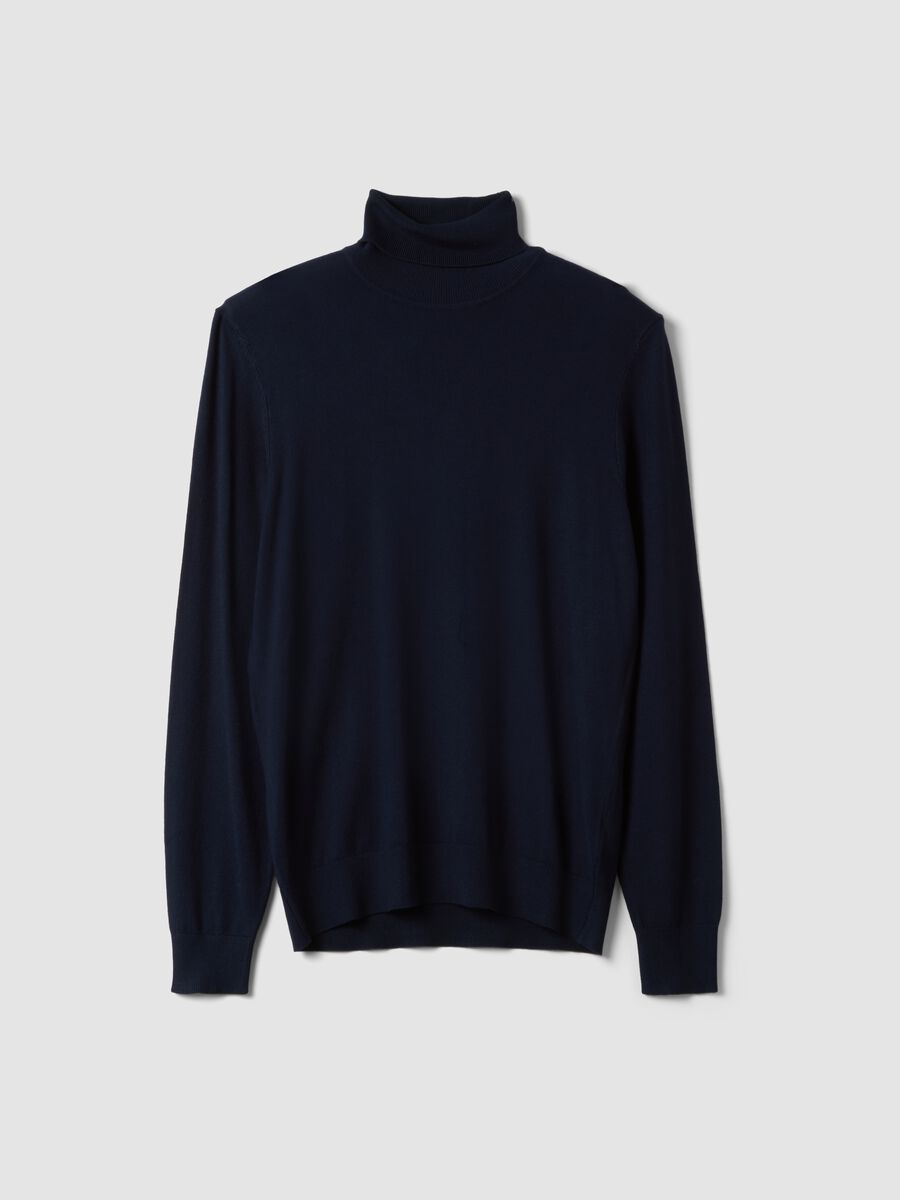Maglia blu in misto viscosa a dolcevita_0