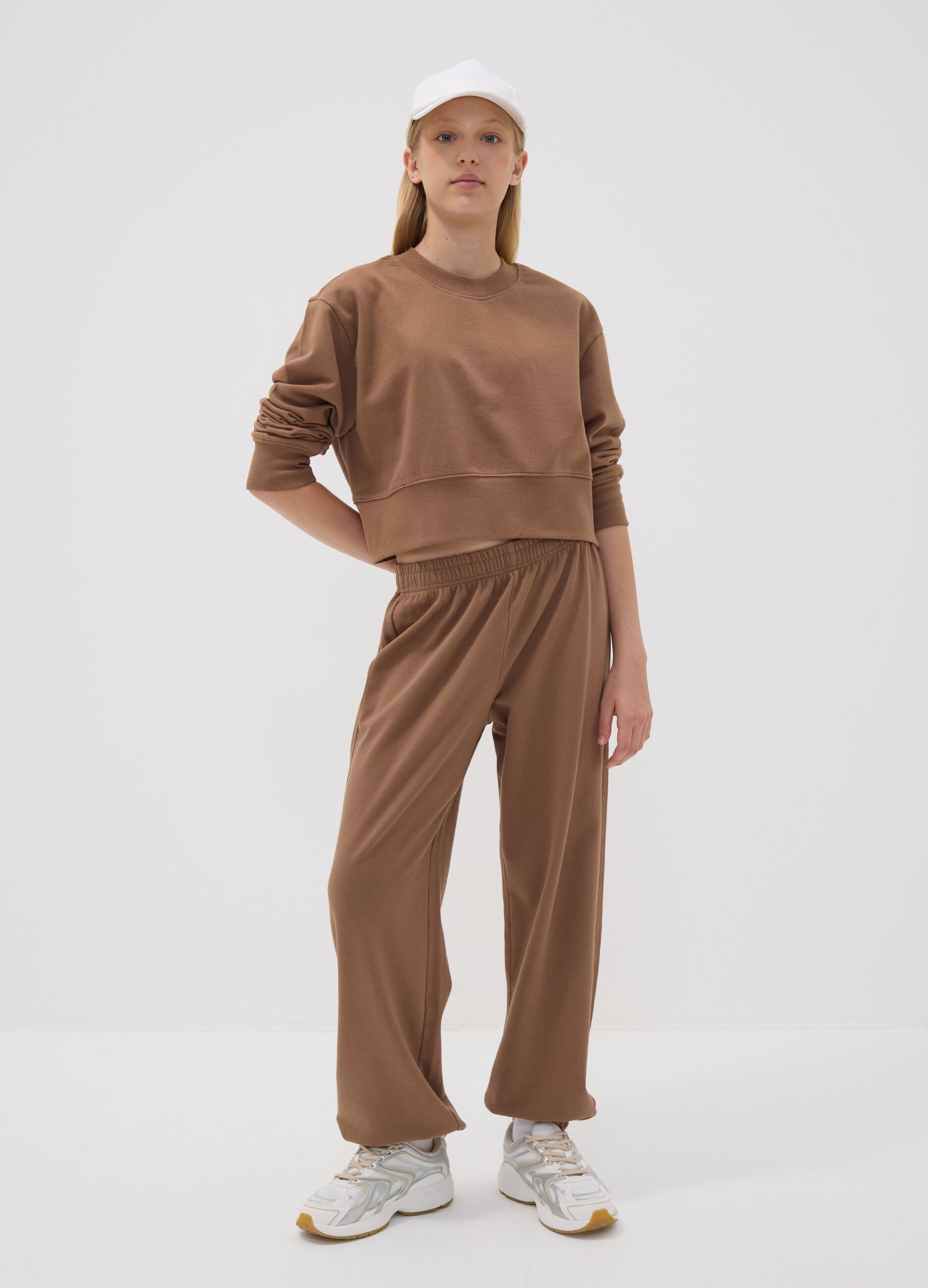 Brown jogger trousers in organic cotton and viscose blend for girls