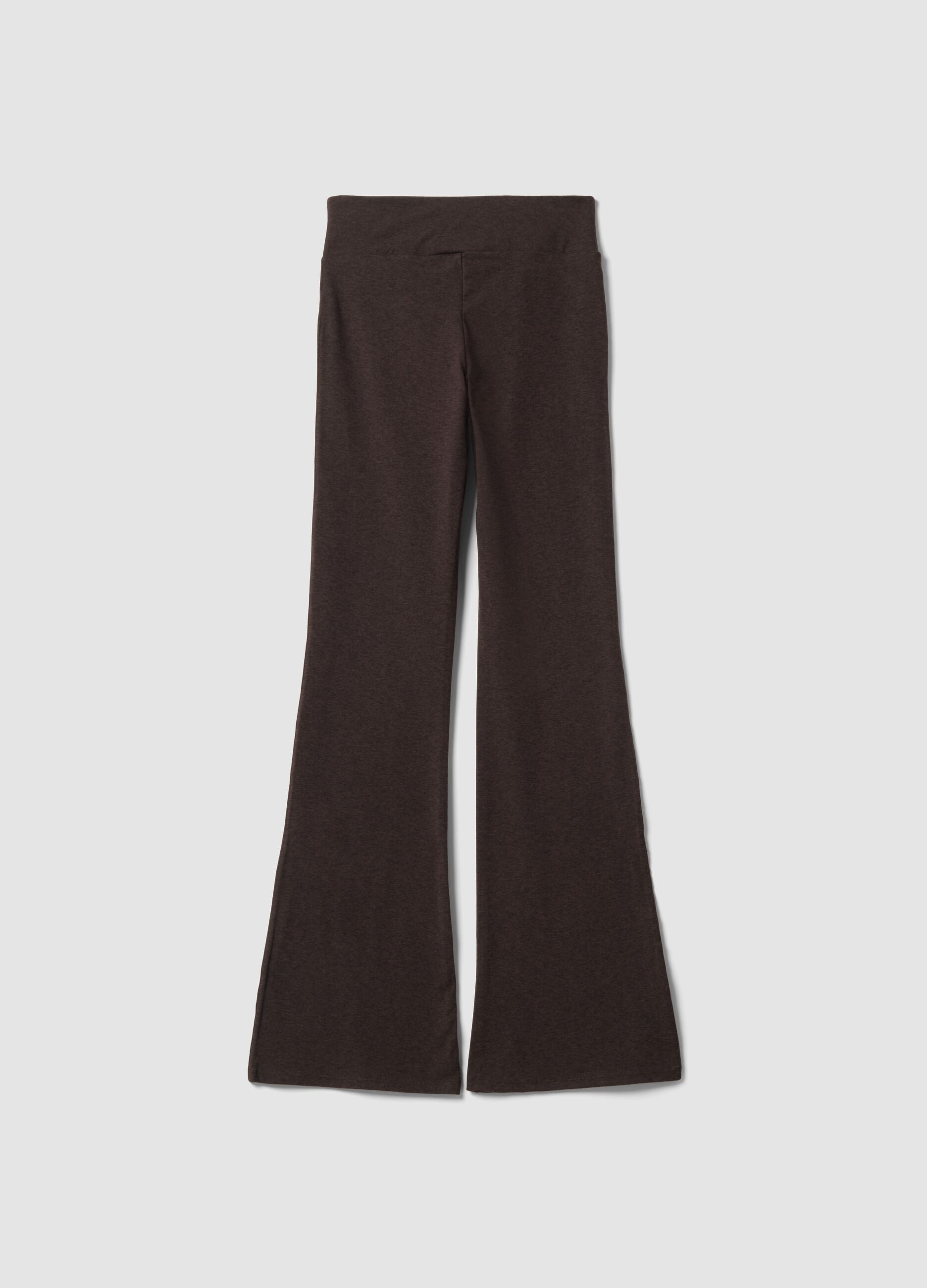Braune Schlagleggings aus Stretchmaterial