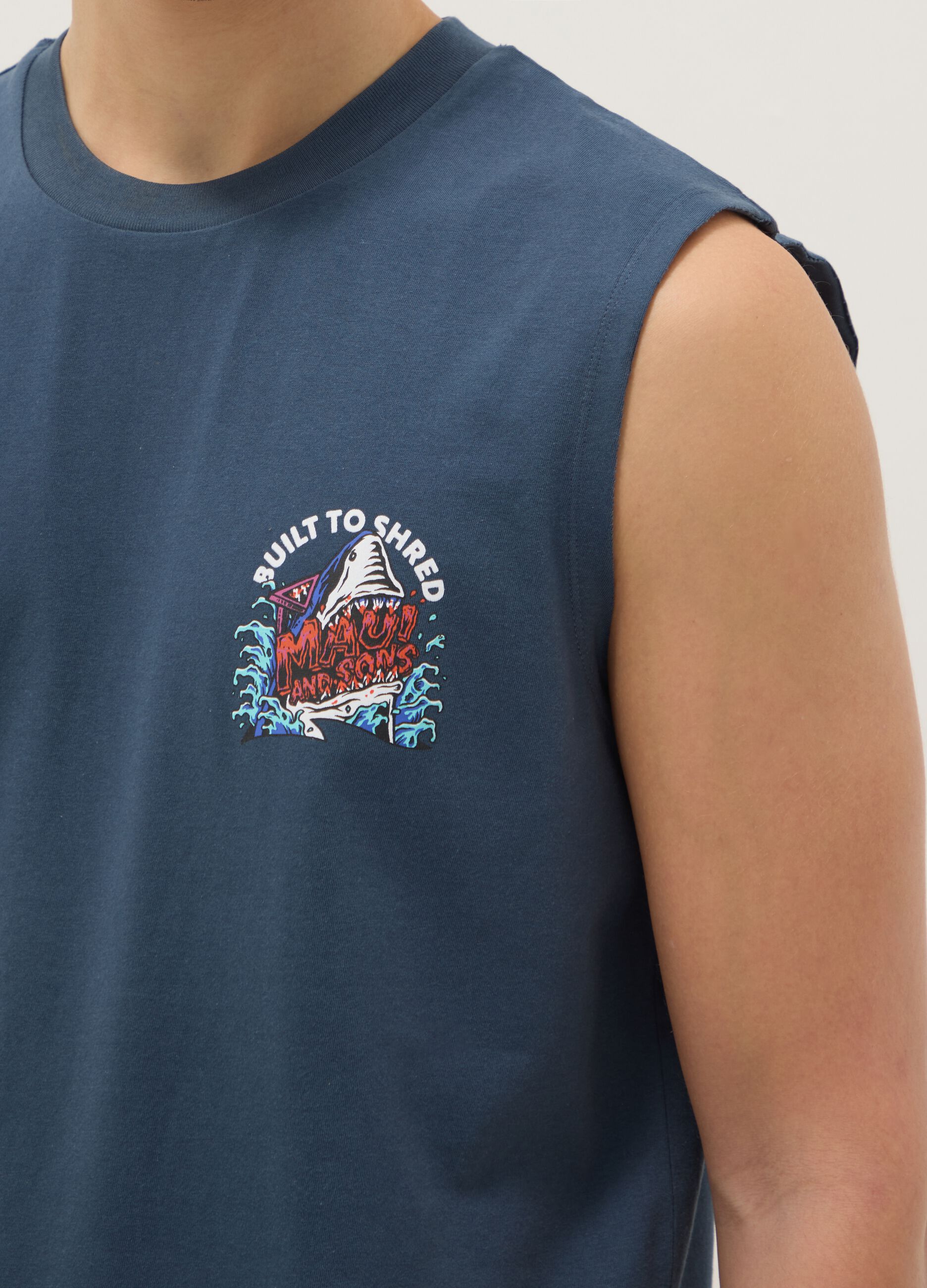 Blue pure cotton regular-fit vest top with print