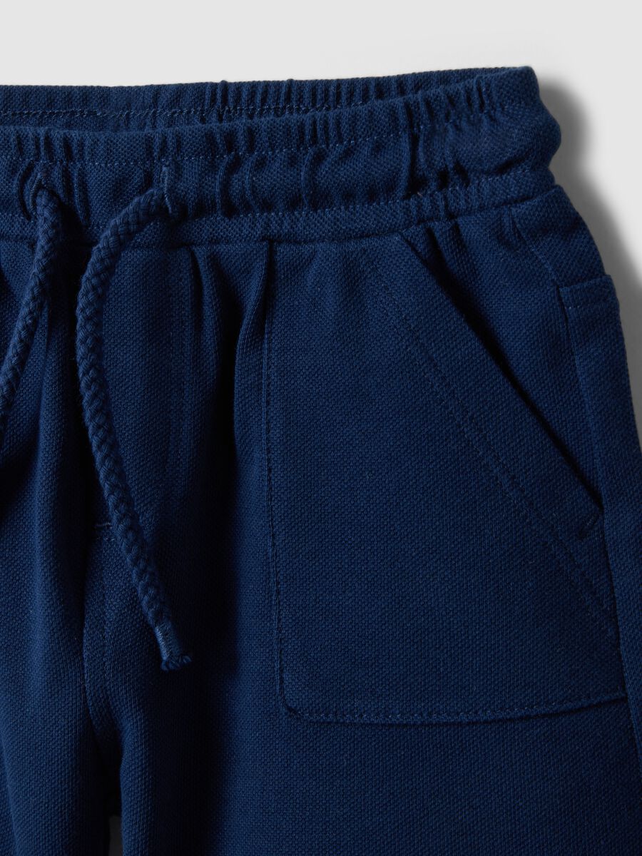 Regul&auml;re blaue Shorts aus reiner Baumwolle f&uuml;r Jungen_2