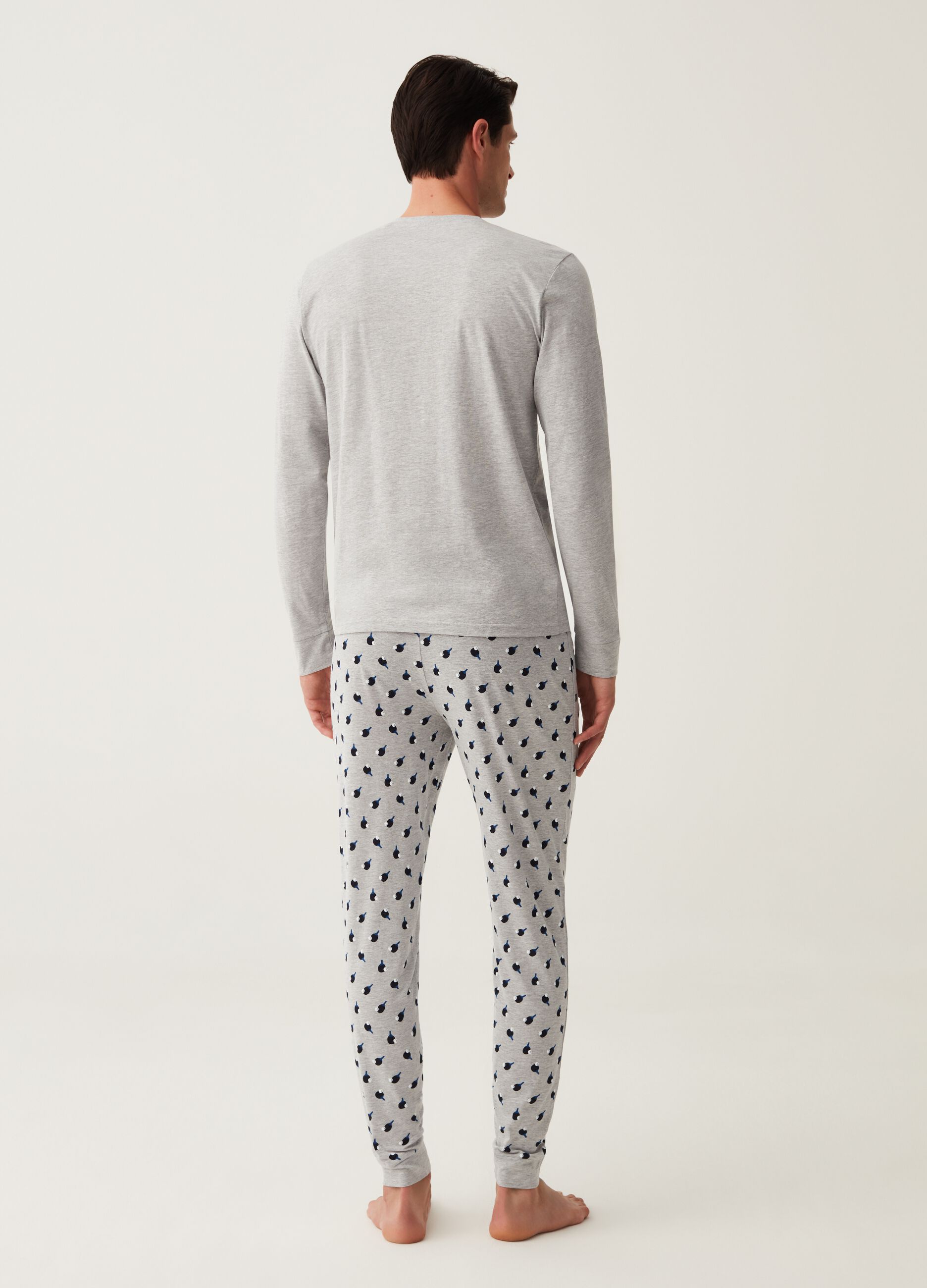 Long pyjamas with granddad neckline and pattern_2