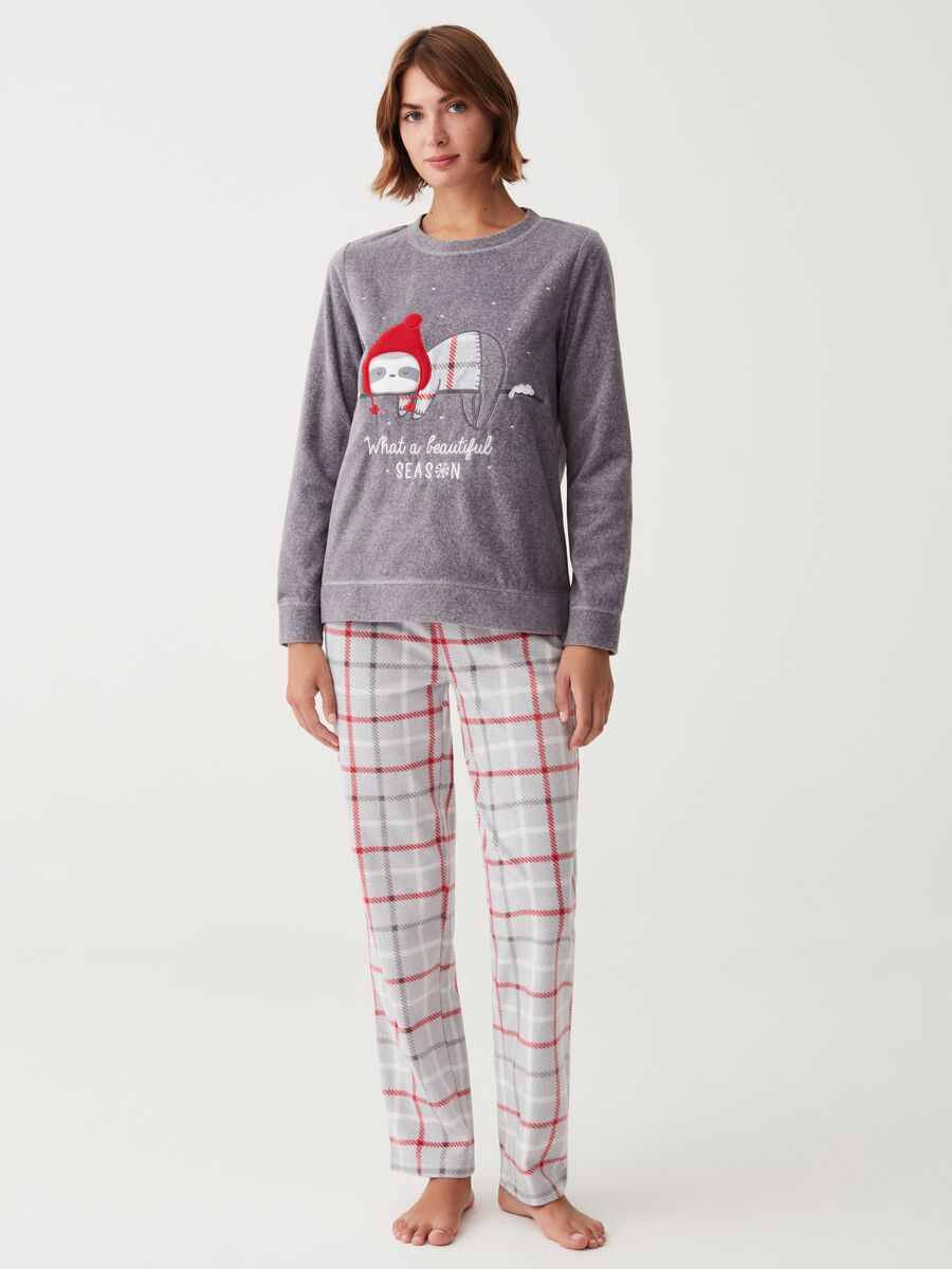 Fleece pyjamas with raccoon embroidery_0
