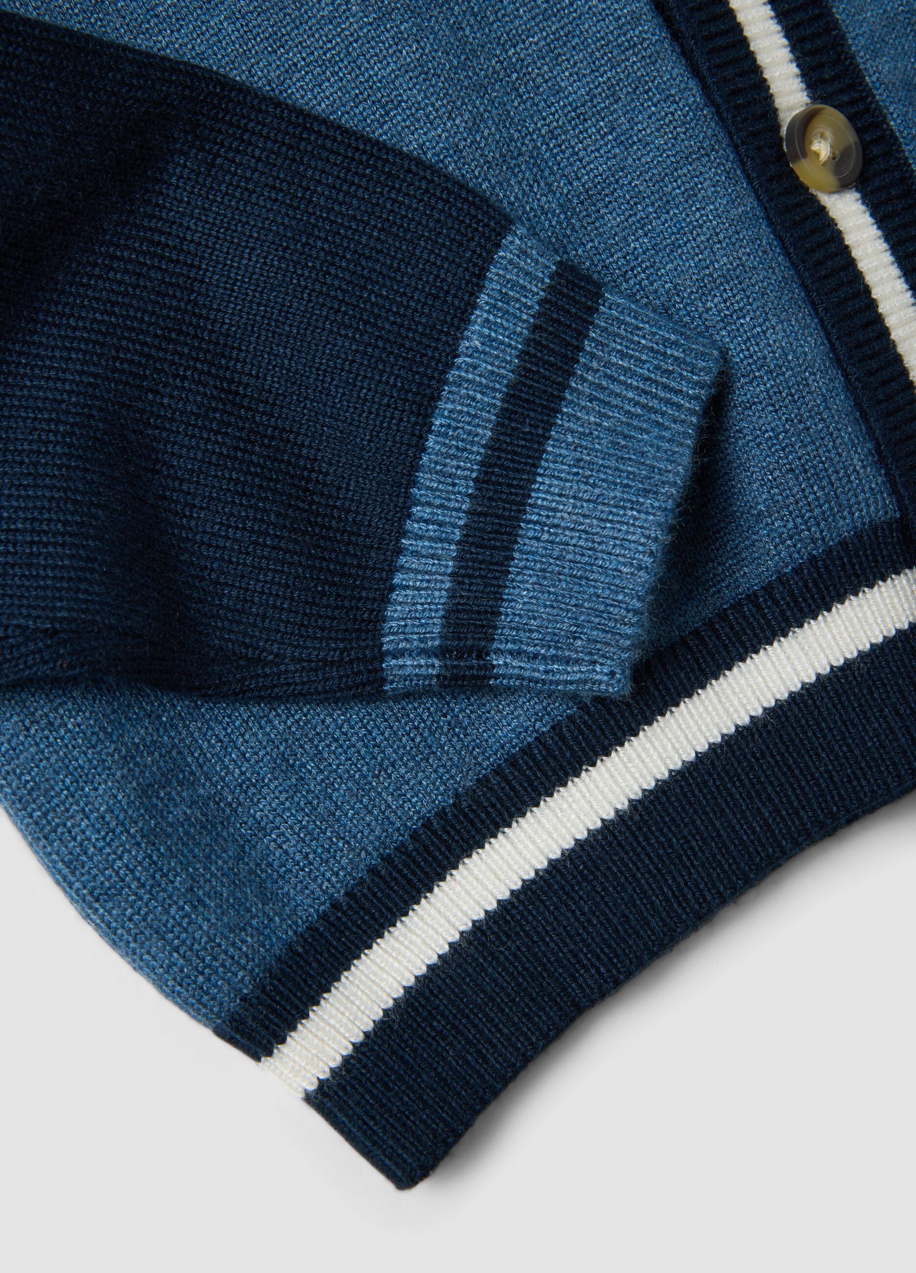 Blue regular-fit cardigan in viscose and wool blend