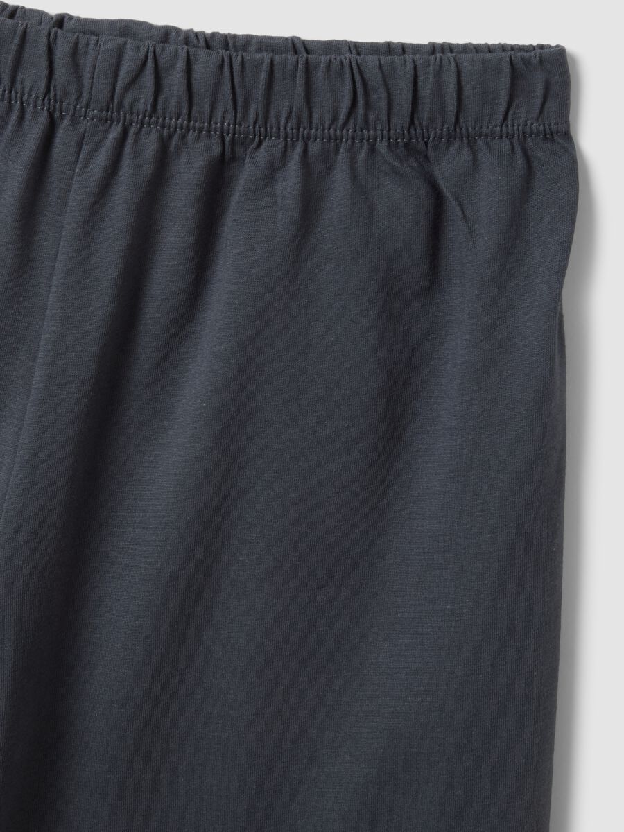 &Kappa;&omicron;&nu;&tau;ό &pi;&omicron;&lambda;ύ&chi;&rho;&omega;&mu;&omicron; &pi;&iota;&tau;&zeta;ά&mu;&alpha; &alpha;&pi;ό &kappa;&alpha;&theta;&alpha;&rho;ό &beta;&alpha;&mu;&beta;ά&kappa;&iota; &gamma;&iota;&alpha; &alpha;&gamma;ό&rho;&iota;&alpha; &mu;&epsilon; &kappa;&alpha;&nu;&omicron;&nu;&iota;&kappa;ή &epsilon;&phi;&alpha;&rho;&mu;&omicron;&gamma;ή_3