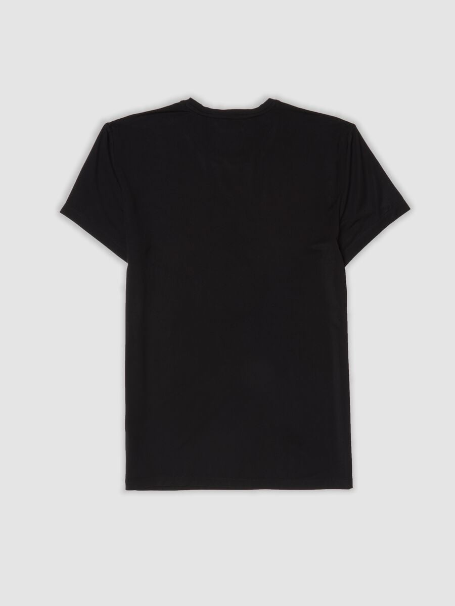 Schwarzes T-Shirt aus elastischem Modal mit Rundhalsausschnitt_2