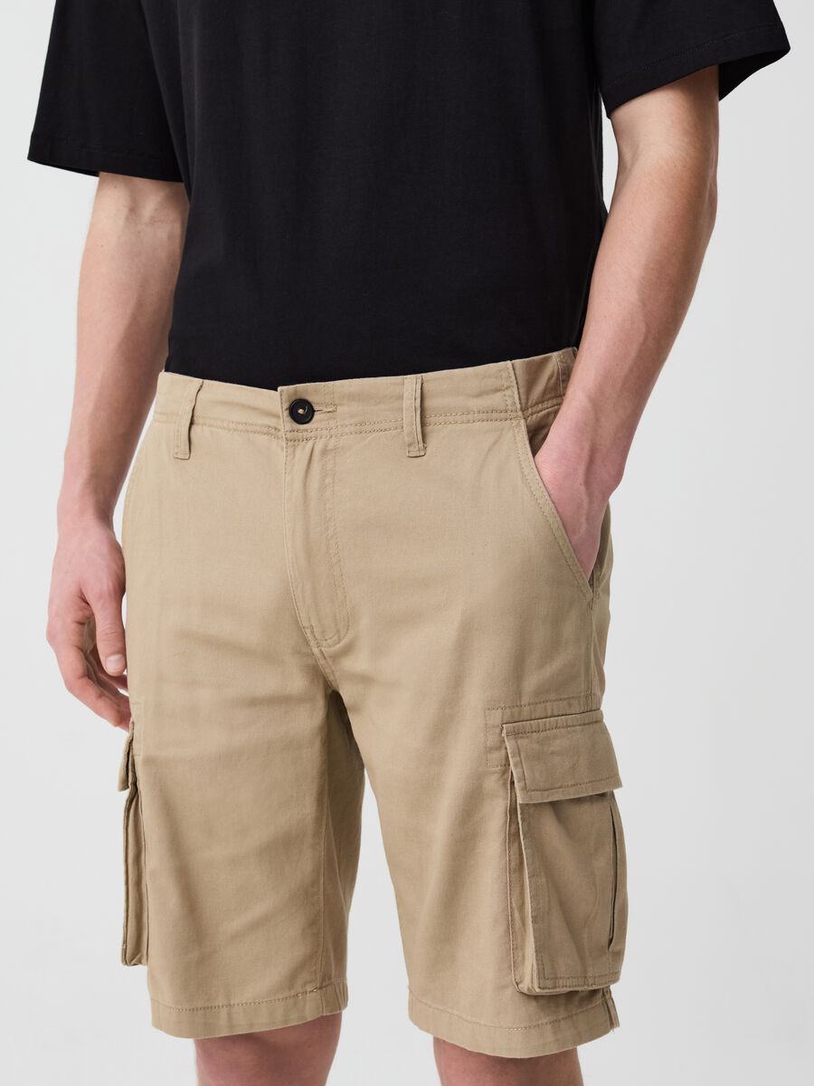 Cotton cargo Bermuda shorts_2