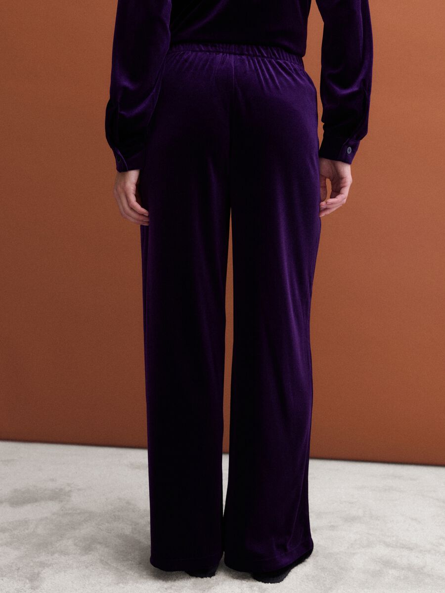 Purple wide-leg trousers in stretch velvet-effect fabric_3