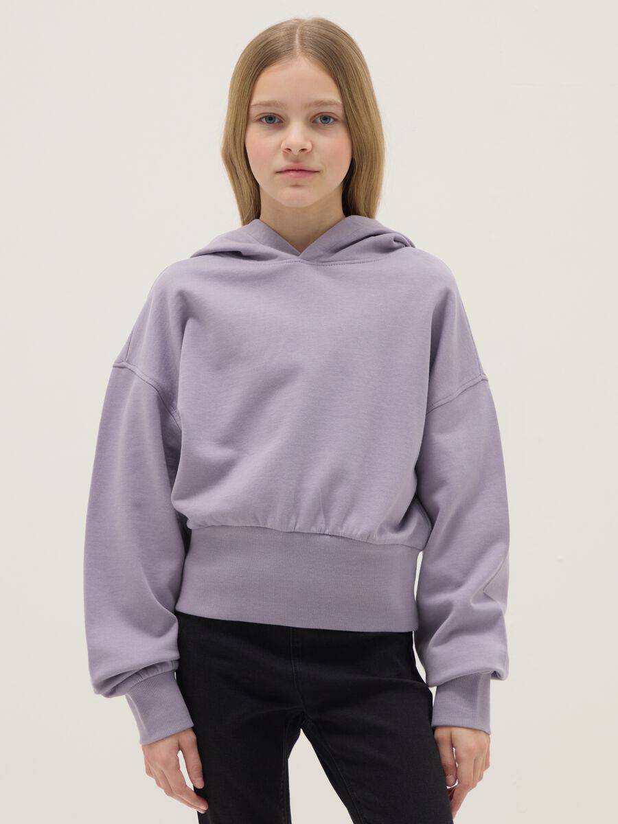 Graues Kapuzen-Sweatshirt aus reiner Baumwolle f&uuml;r M&auml;dchen im entspannten Schnitt_0