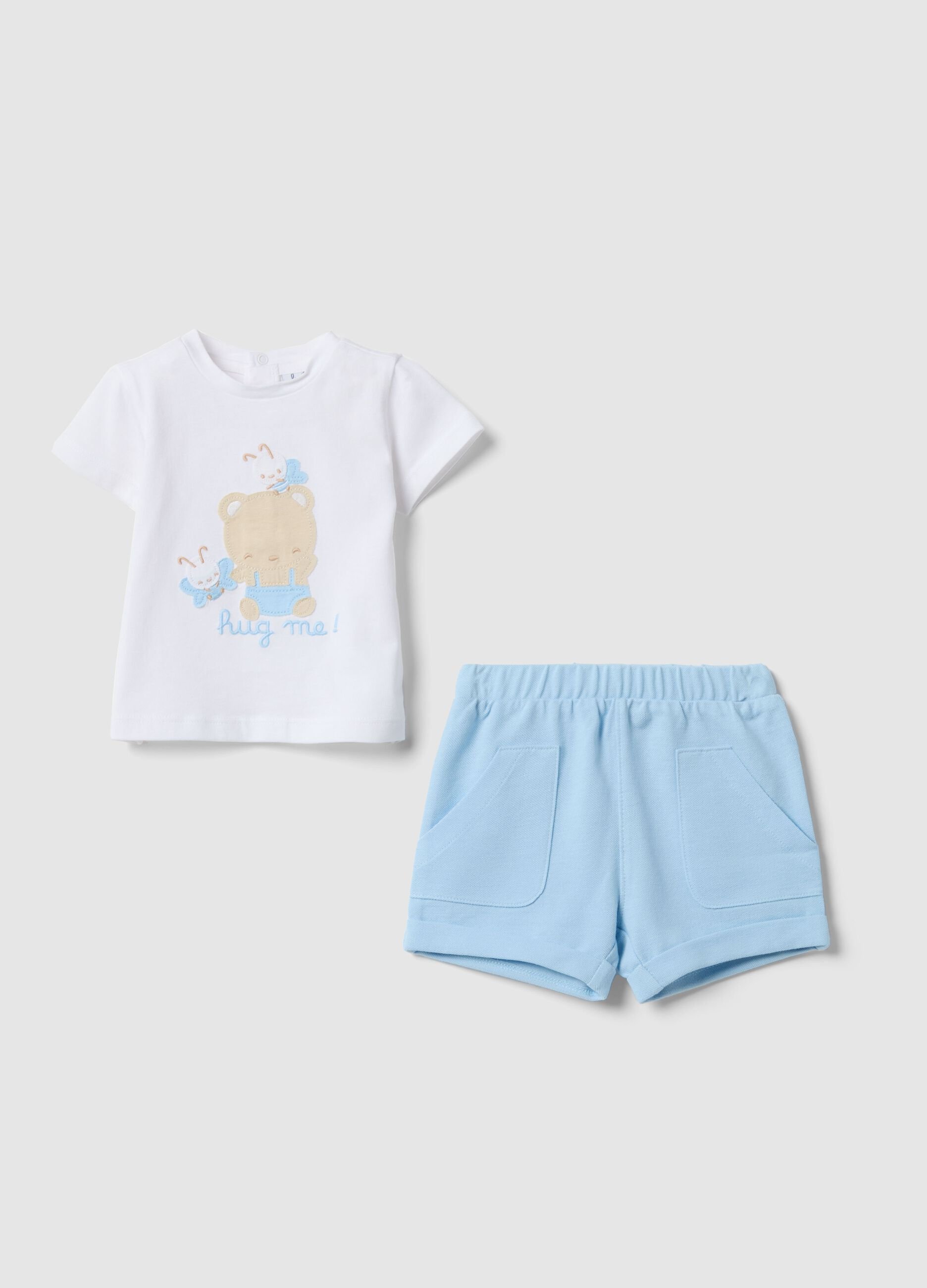 Neugeborenen-Set aus reiner Baumwolle, mehrfarbiges Shirt und Shorts