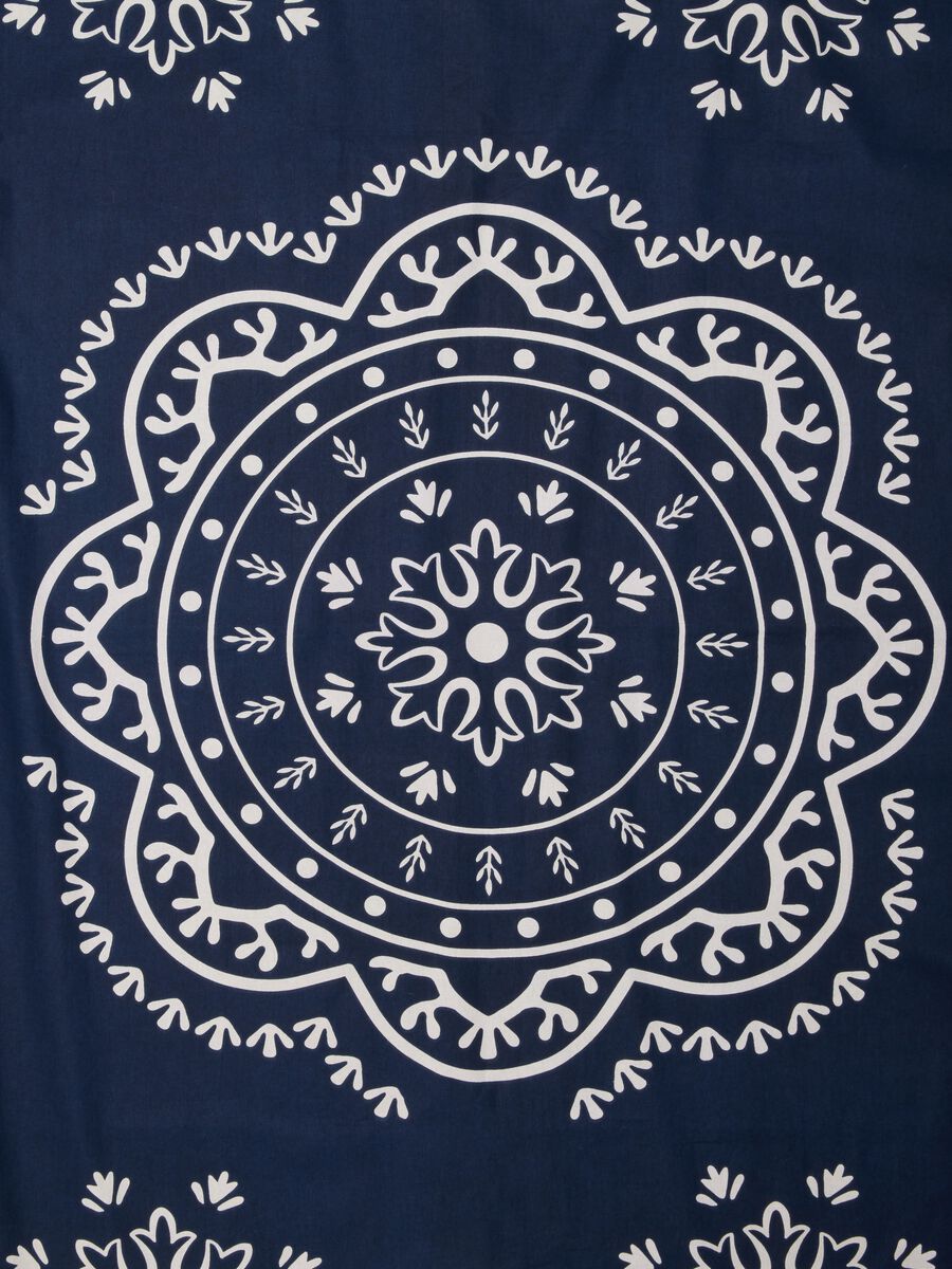 Blue pure cotton beach towel with decorative print_2