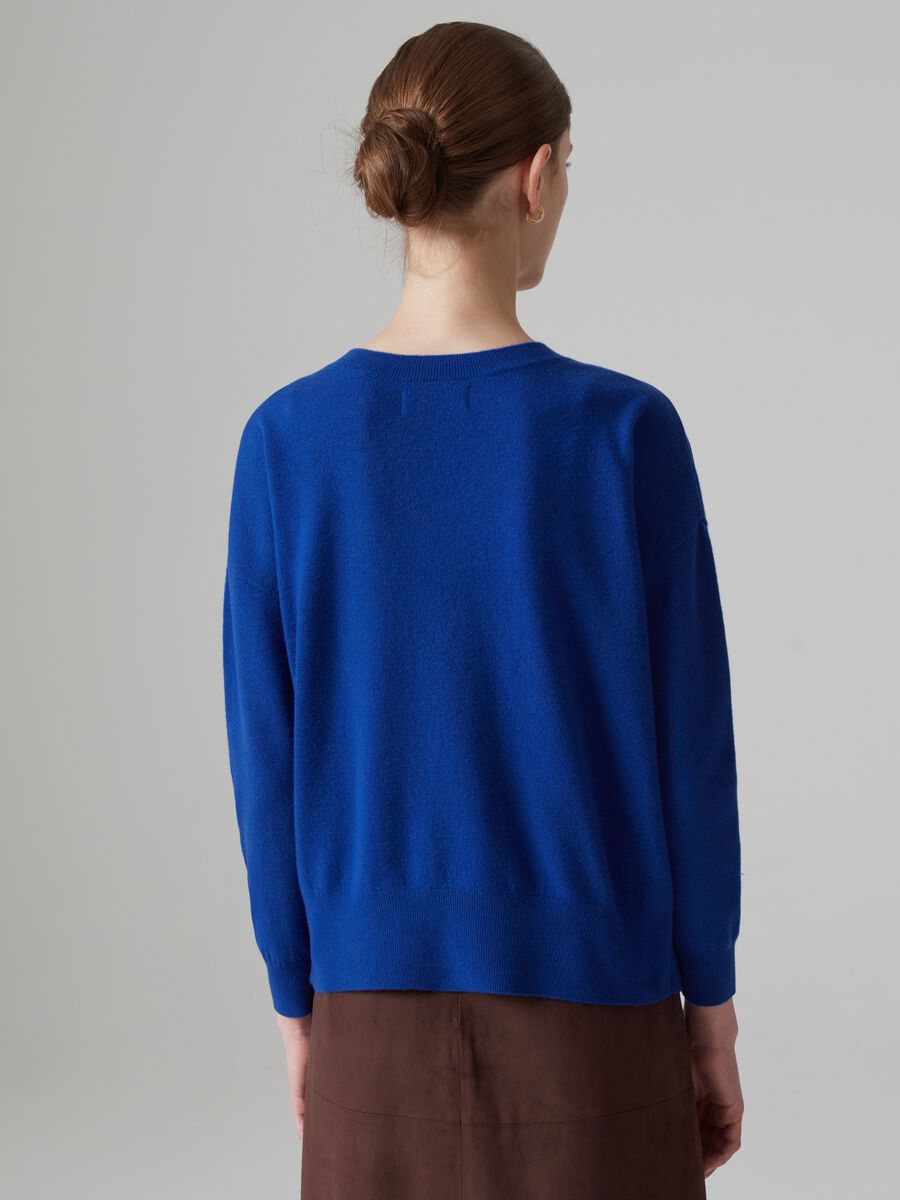 Oversized top in wool with V neck_2