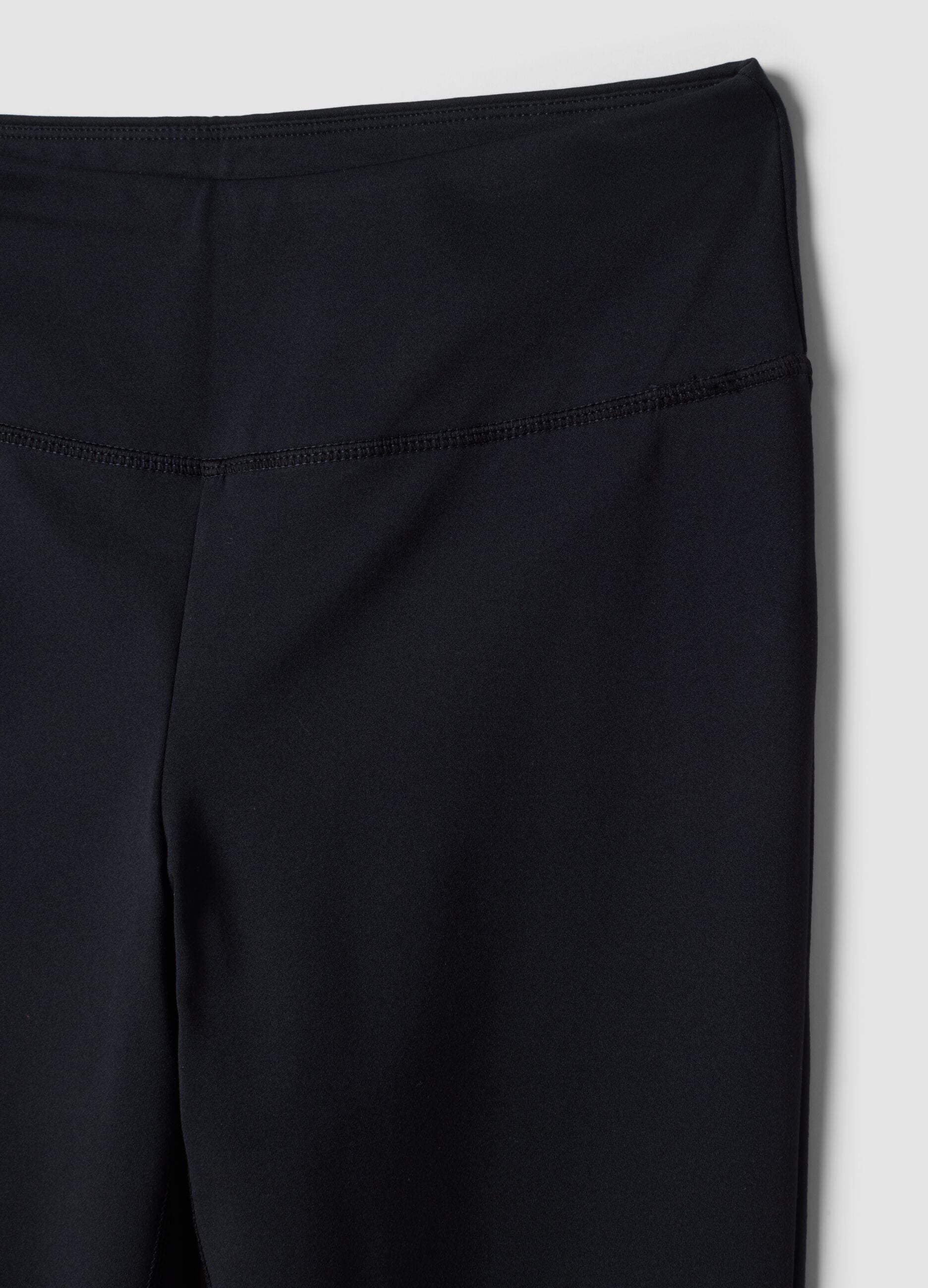 Leggings neri flare in tessuto elasticizzato traspirante ALTAVIA STUDIO