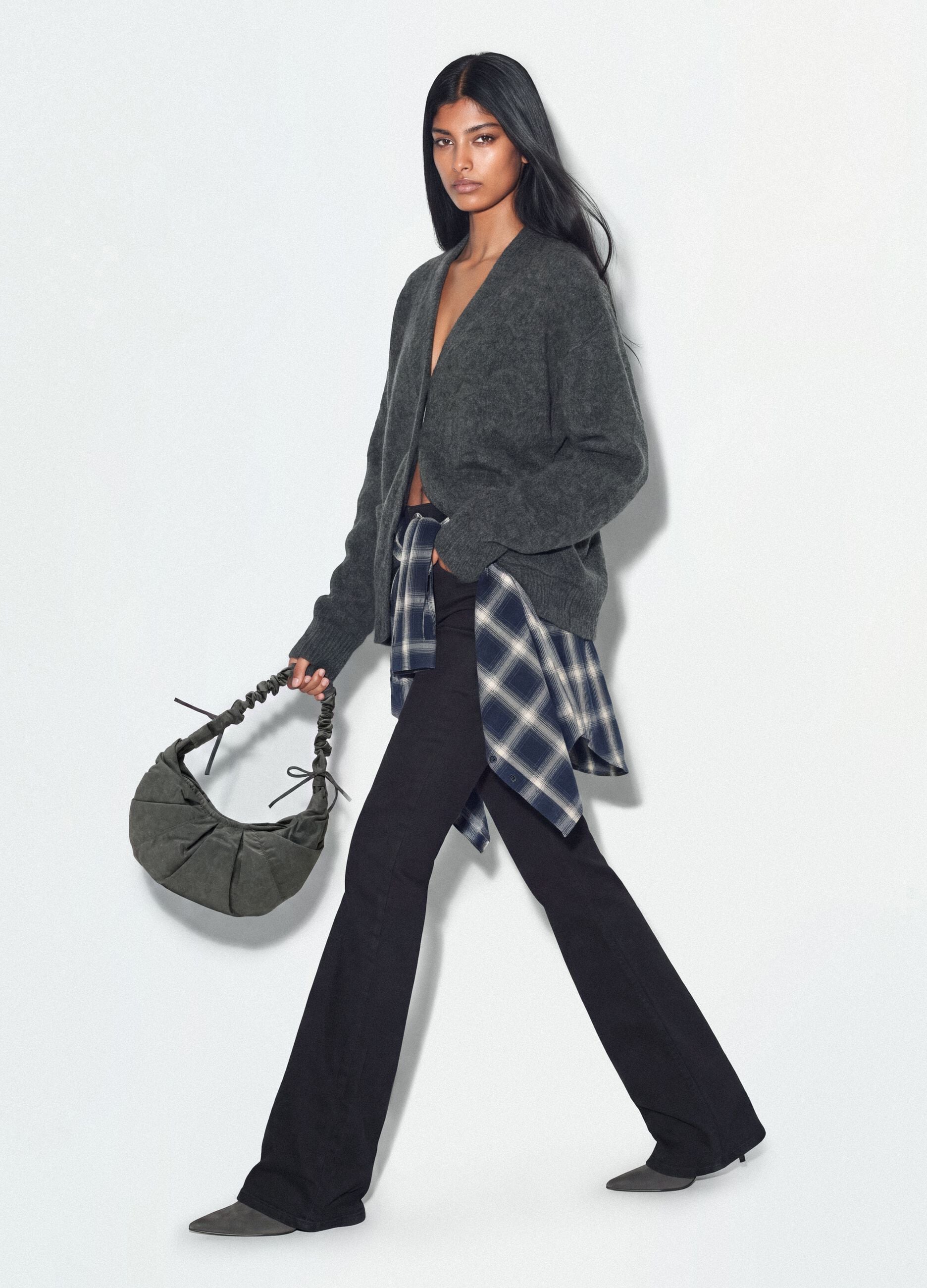Jeans neri flare in cotone elasticizzato