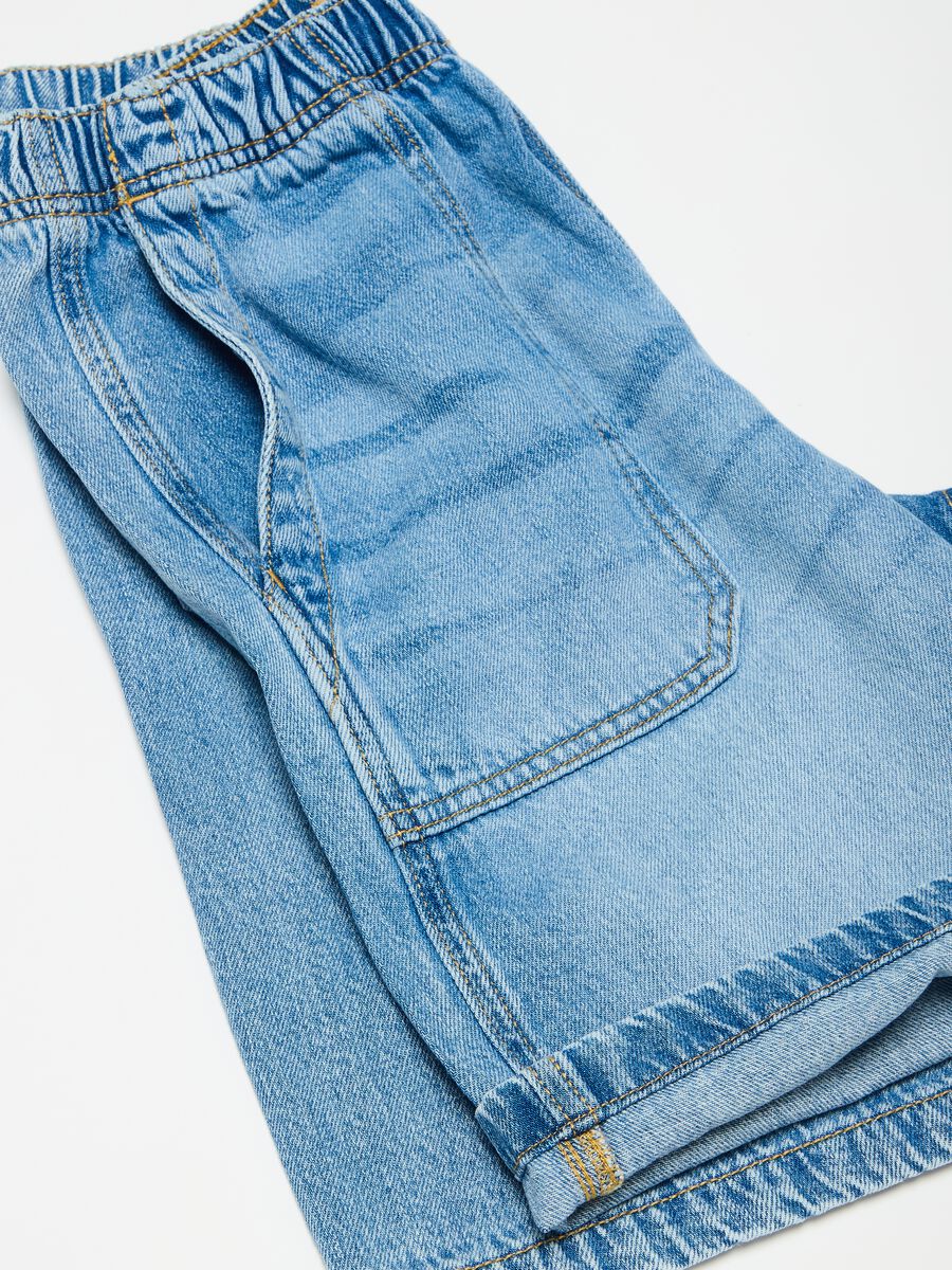 Bermuda joggers in denim with pockets_2