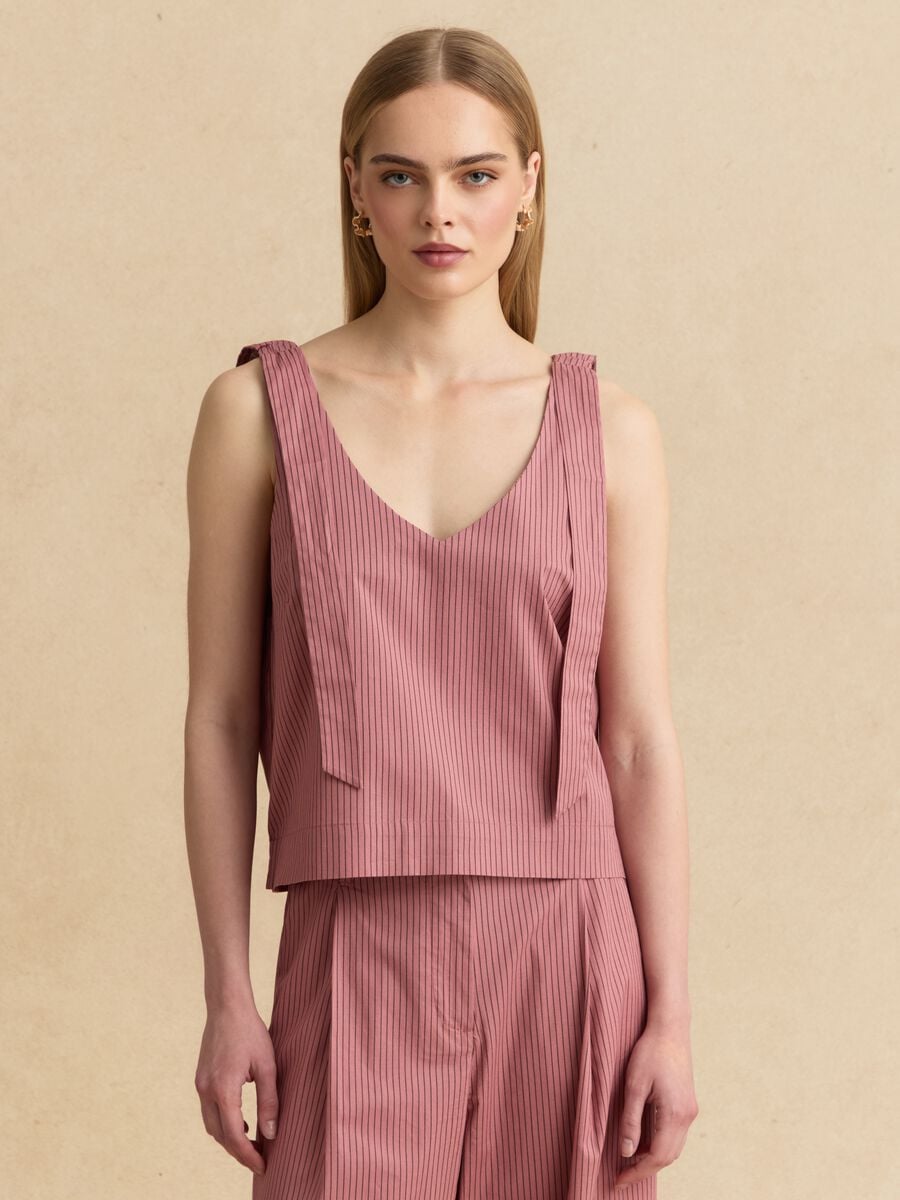 Rosa Bluse aus Stretch-Baumwolle mit gebundenen Tr&auml;gern_1