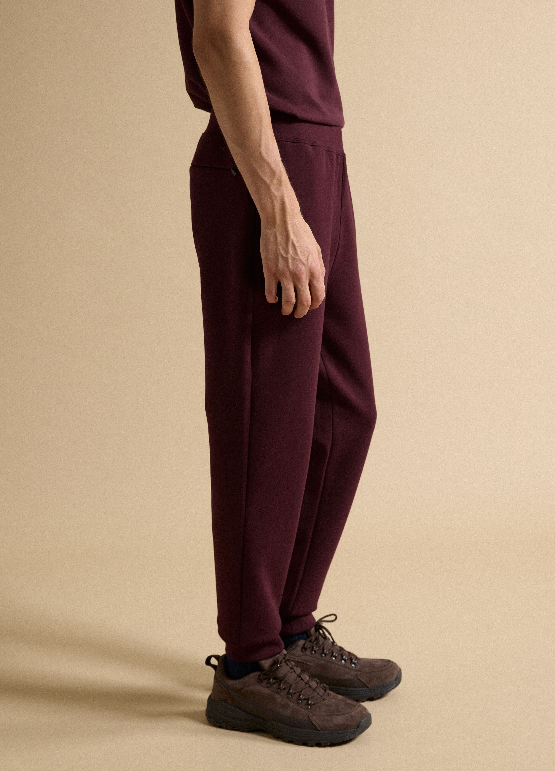 Regular-fit red joggers in stretch Easy Dry fabric