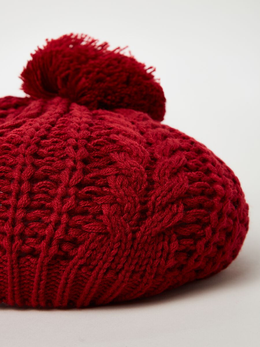 Cable-knit French beret with pompom_2