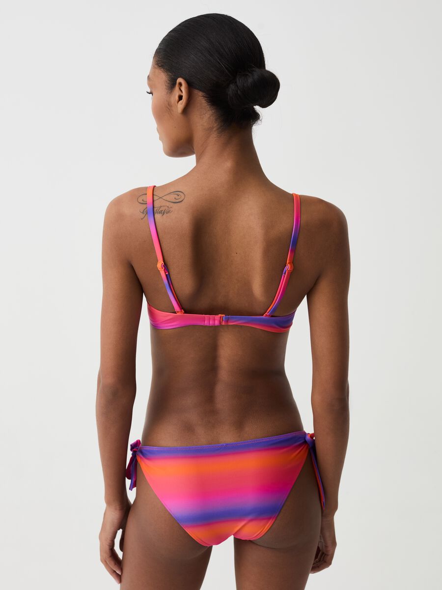 Bralette bikini top with faded stripe pattern_2