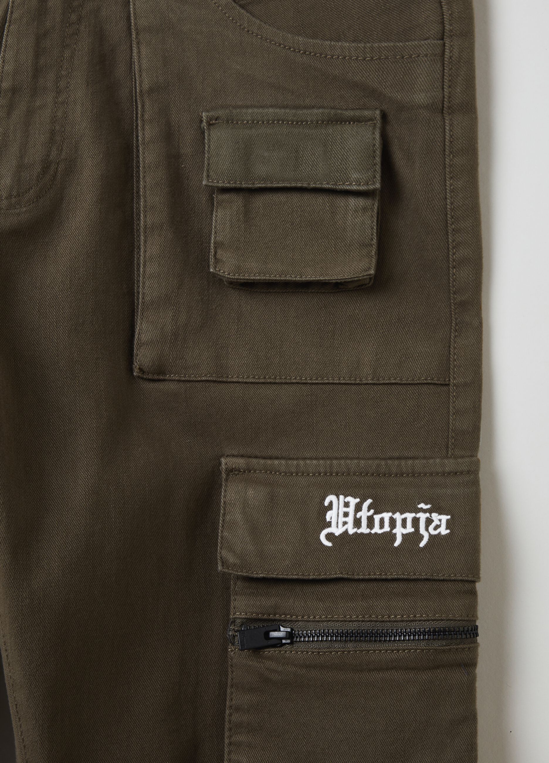 Military Green Multipocket Cargo Trousers_8