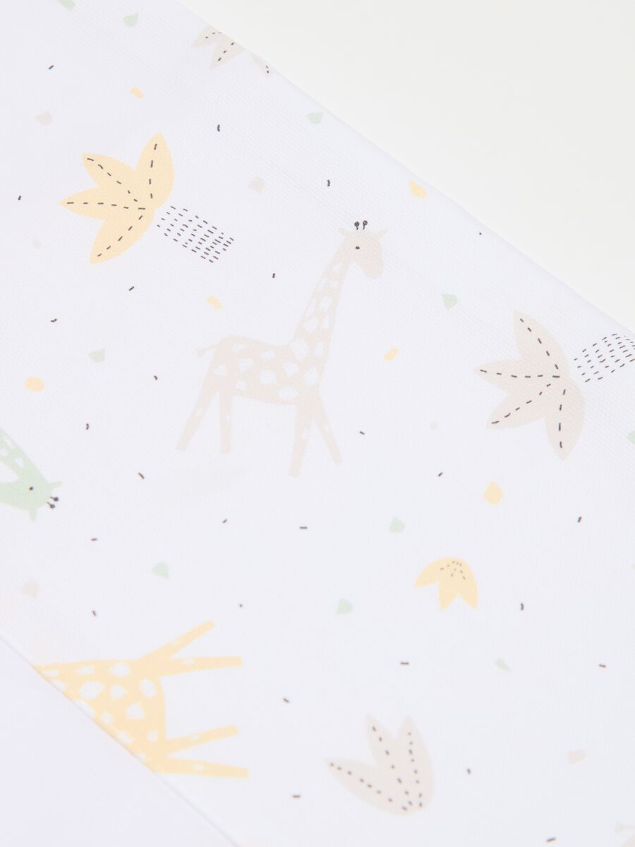 Three-piece cotton crib set with giraffes print_1