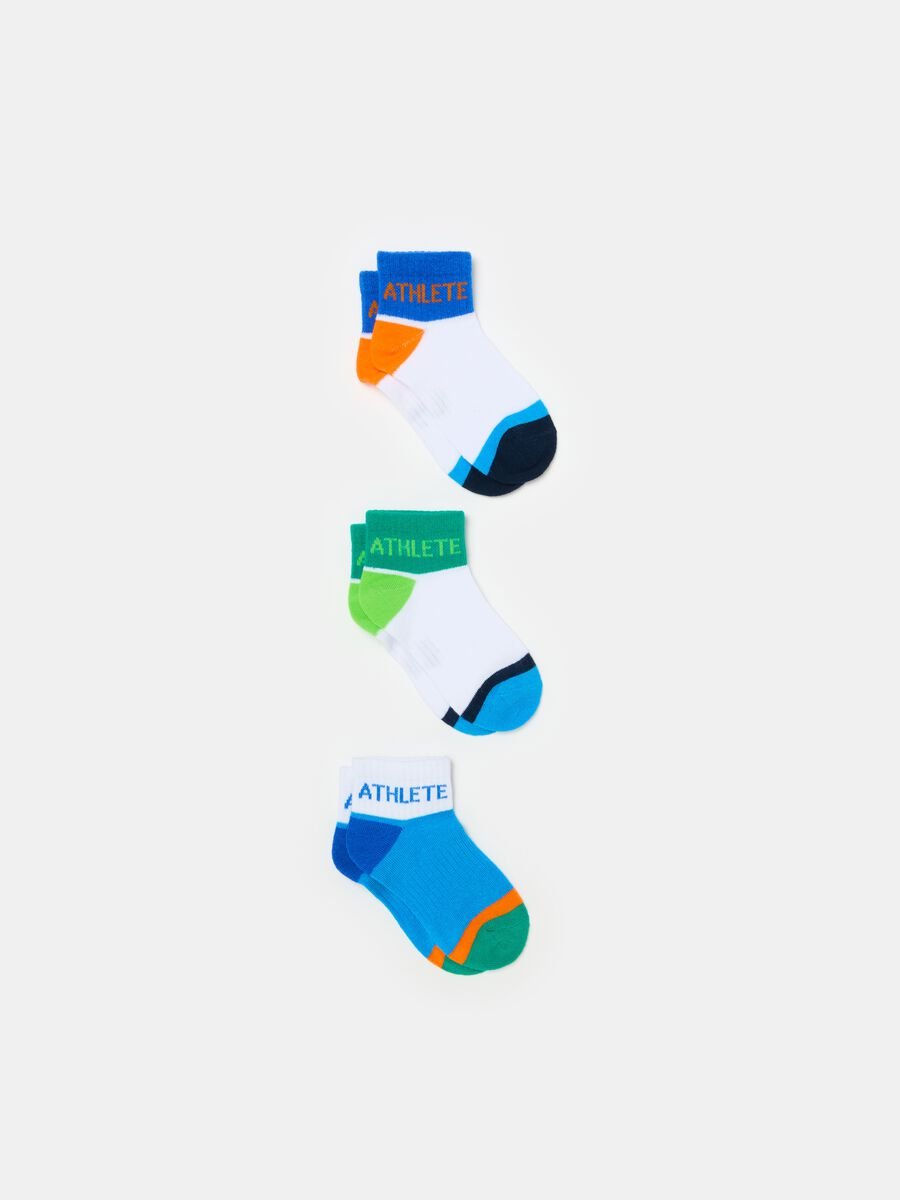 Three-pair pack short socks in colourblock organic cotton_0