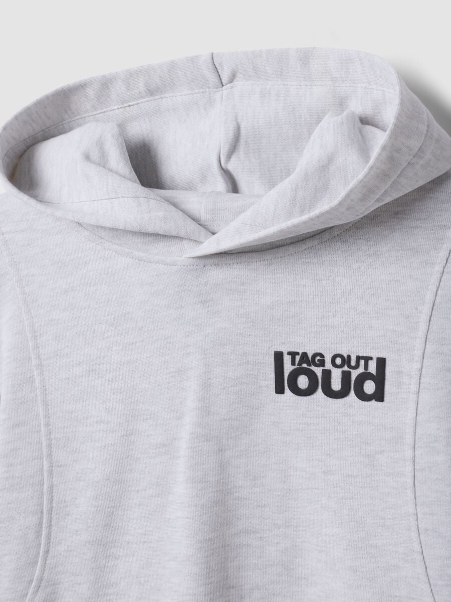 Grey oversized cotton and viscose blend hoodie for boys_2