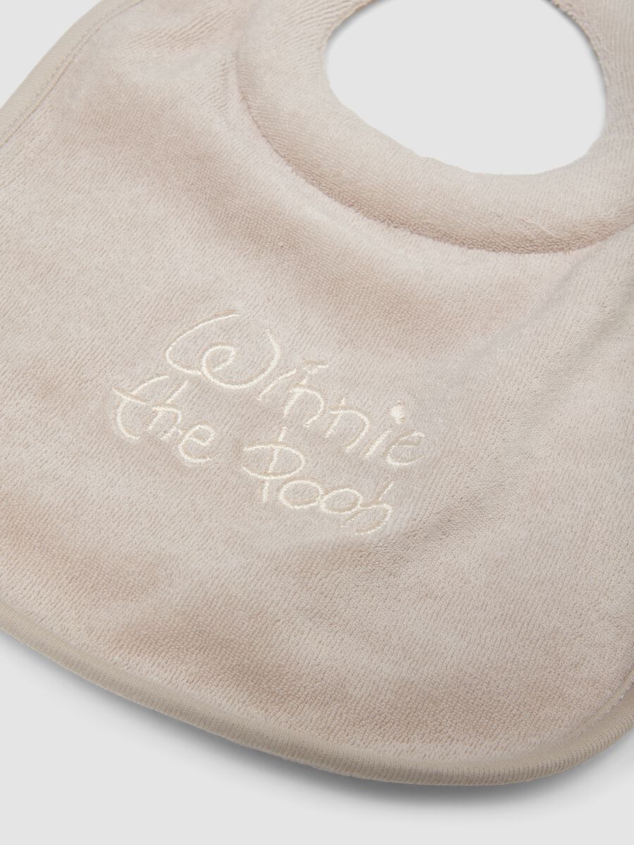 2-pack of Winnie the Pooh embroidered organic cotton-blend bibs_2