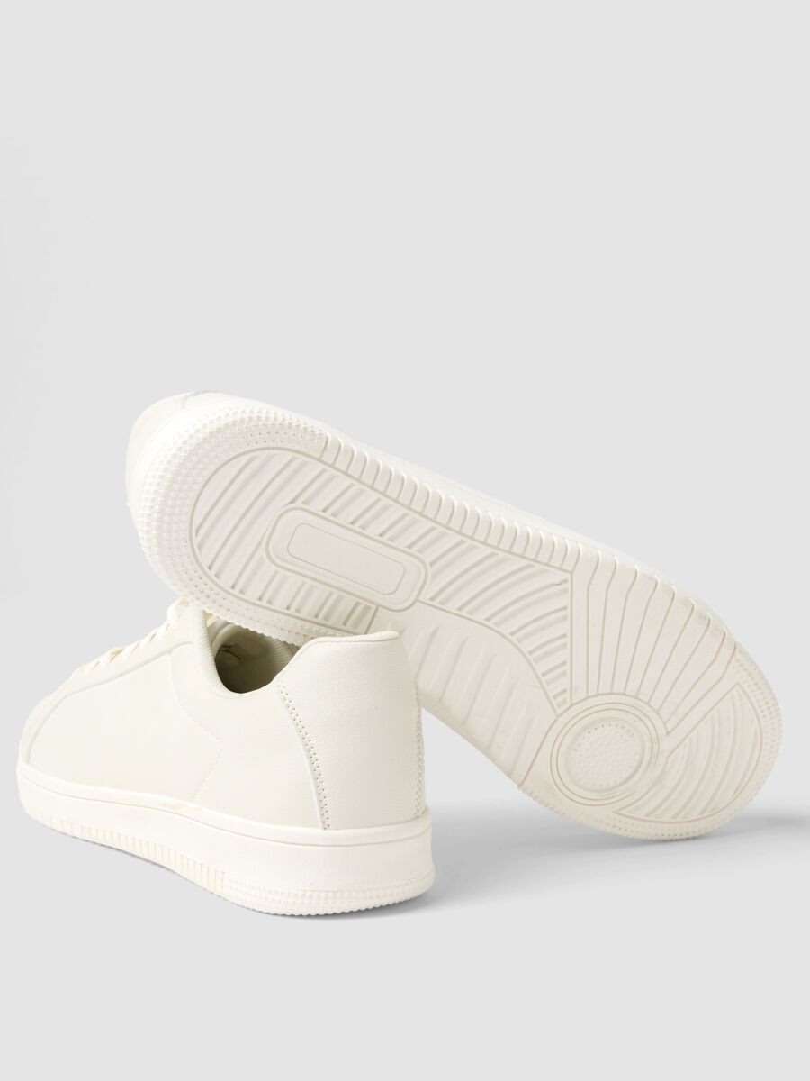 &Lambda;&epsilon;&upsilon;&kappa;ά casual sneakers &kappa;&alpha;&nu;&omicron;&nu;&iota;&kappa;ή &gamma;&rho;&alpha;&mu;&mu;ή_2