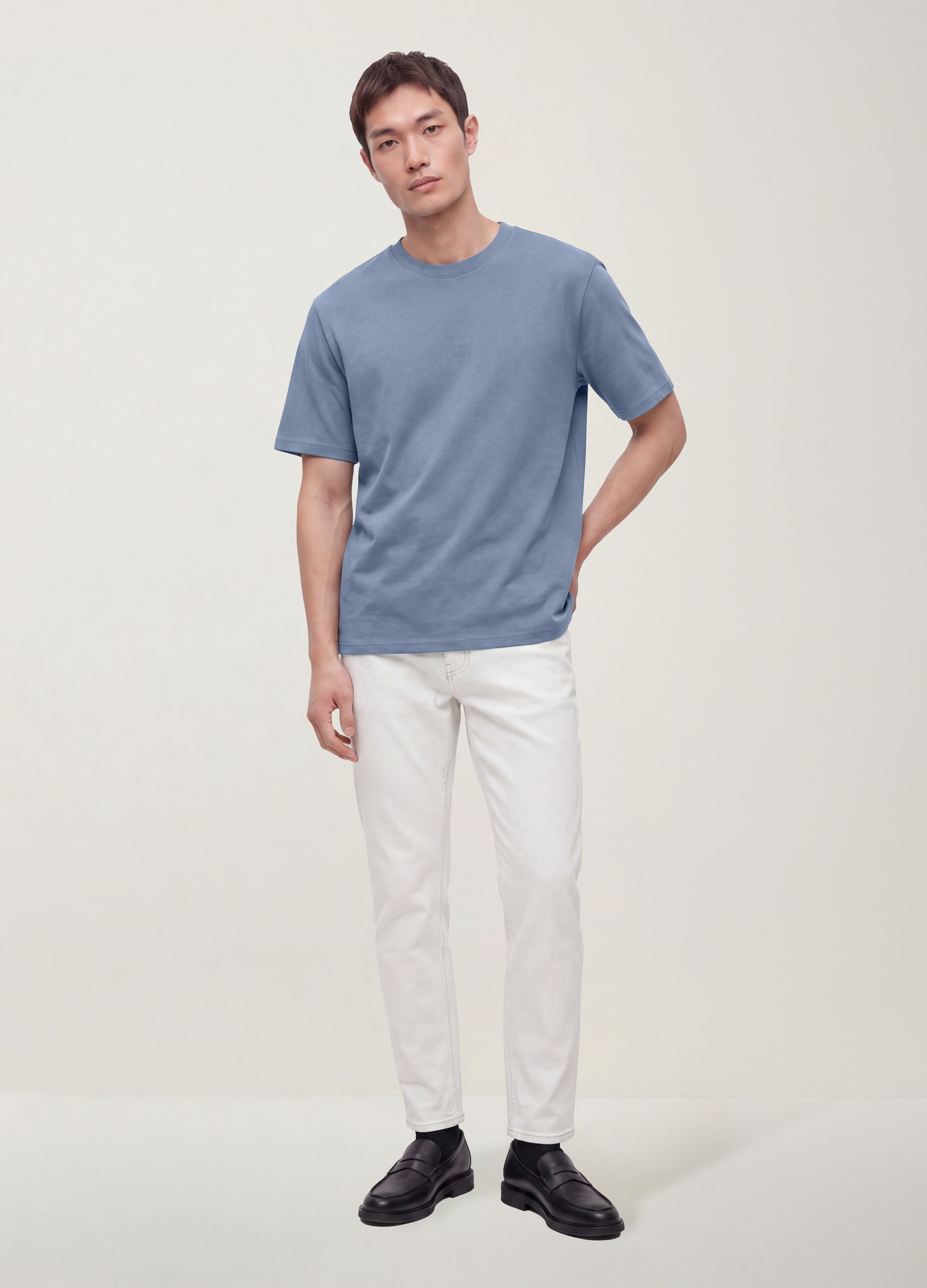 &Mu;&pi;&lambda;&epsilon; &kappa;&omicron;&nu;&tau;&omicron;&mu;ά&nu;&iota;&kappa;&omicron; T-shirt &alpha;&pi;ό 100% &beta;&alpha;&mu;&beta;ά&kappa;&iota;, relaxed fit