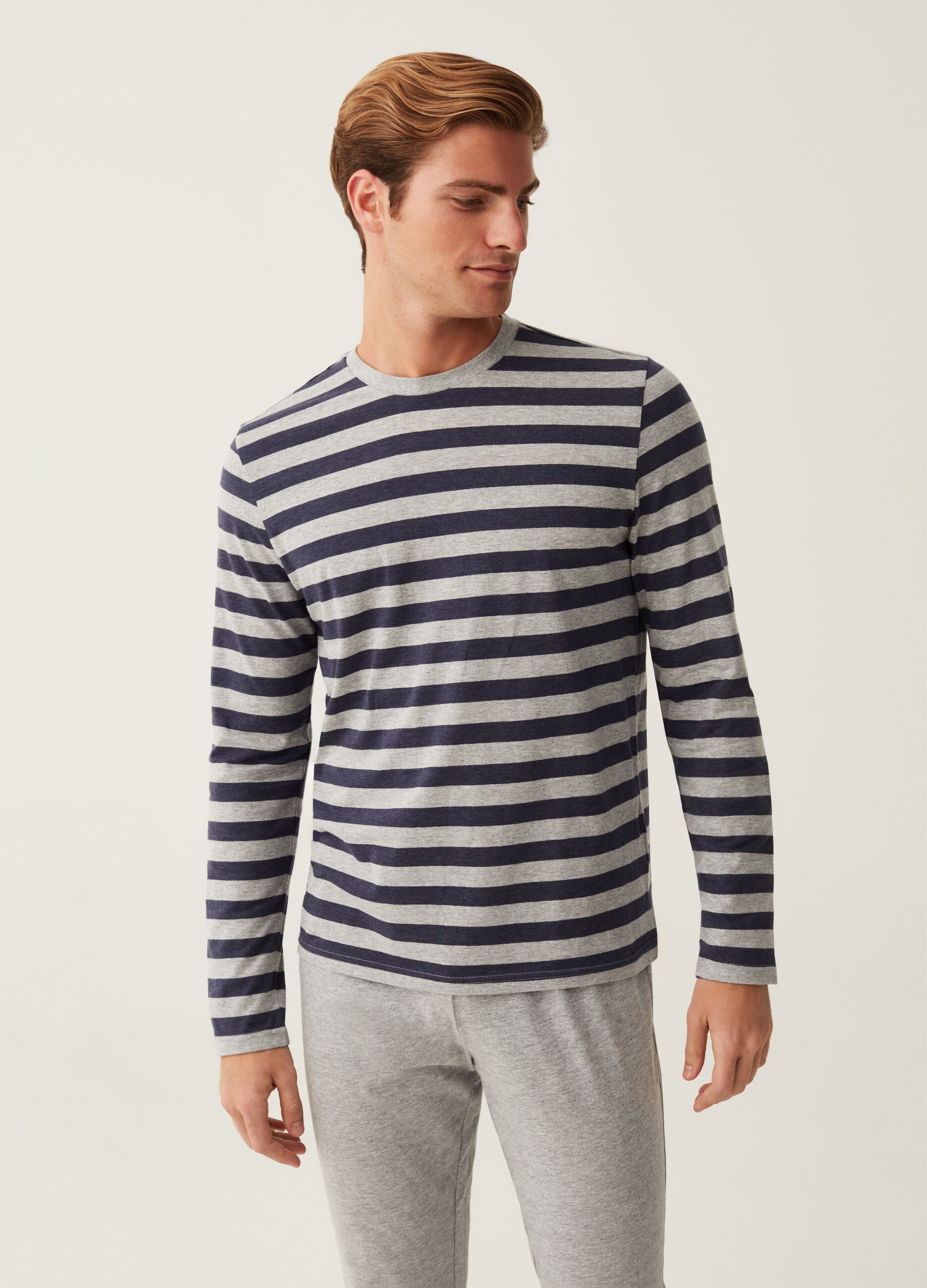 Long pyjamas with striped top_2