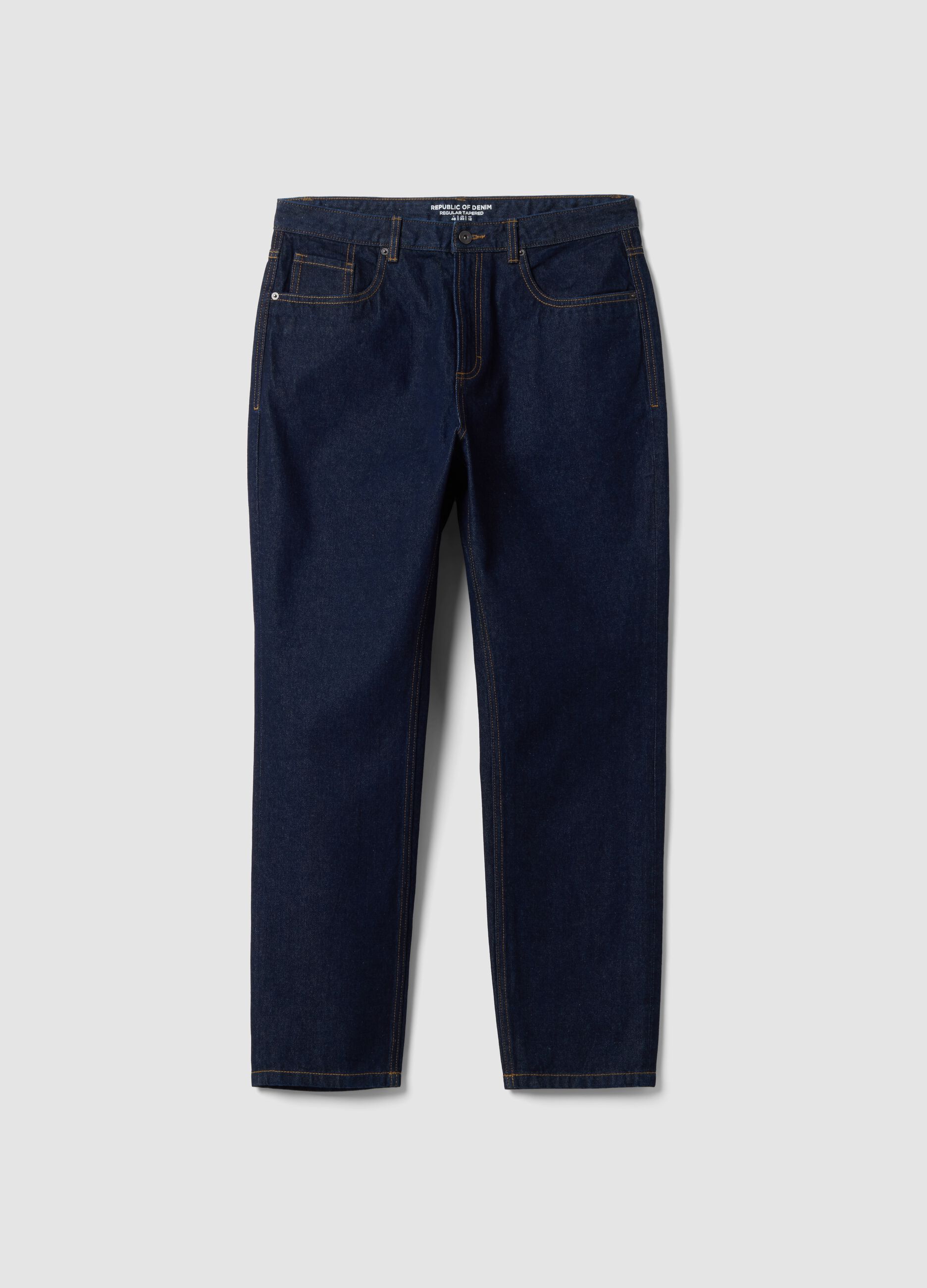 Jeans de ganga em algod&atilde;o puro, regular tapered