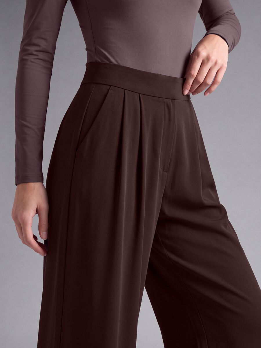 Brown wide-leg stretch-fabric trousers_2