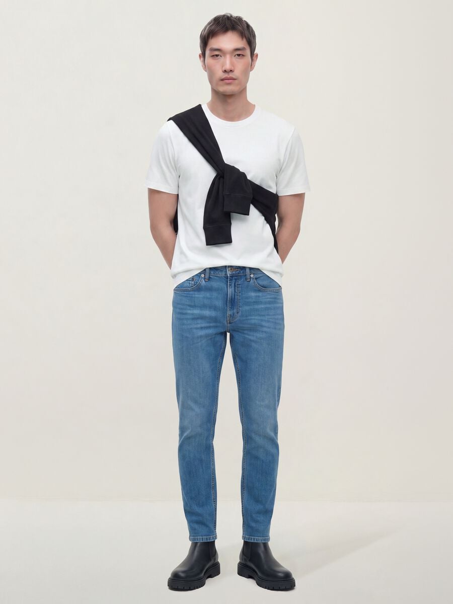 Light-wash slim-fit stretch cotton jeans_0