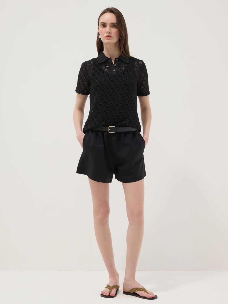Black linen-viscose blend shorts with elasticated waist, regular fit_0