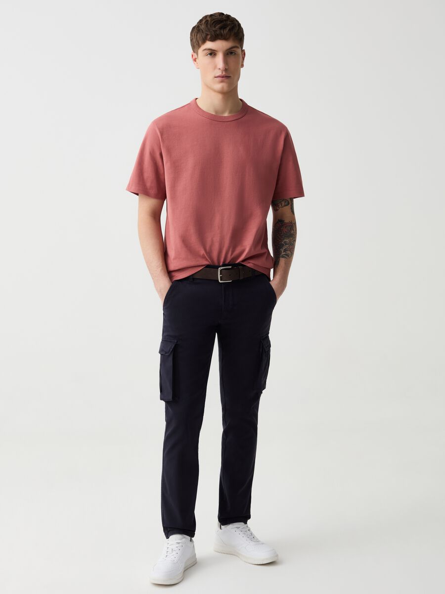 Slim-fit cargo trousers in stretch twill_0