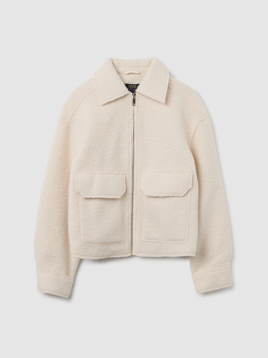 Chaqueta blanca corte regular con cremallera_4