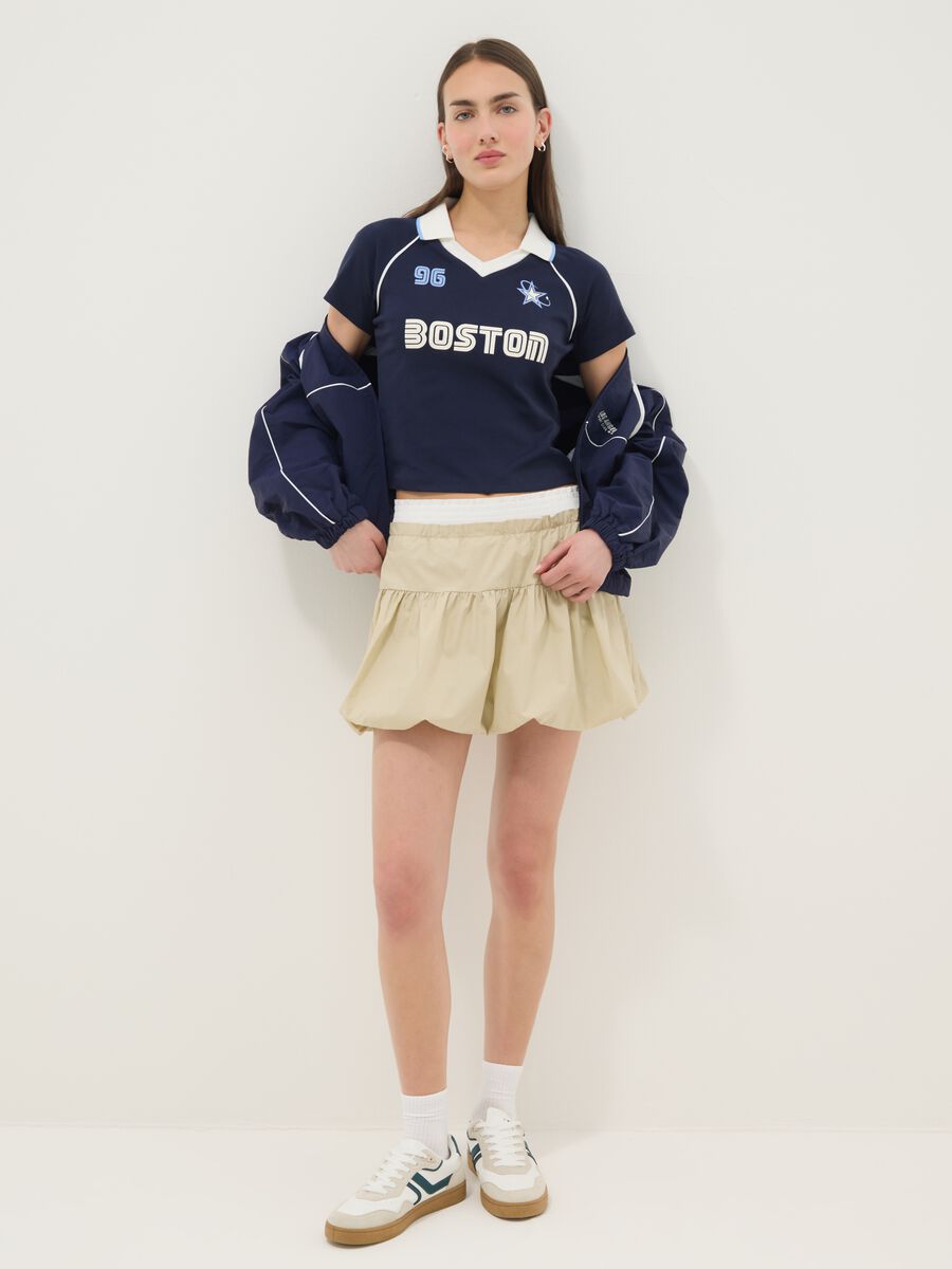 Beige Rock aus reiner Baumwolle, regul&auml;re Passform mit R&uuml;schendesign_0