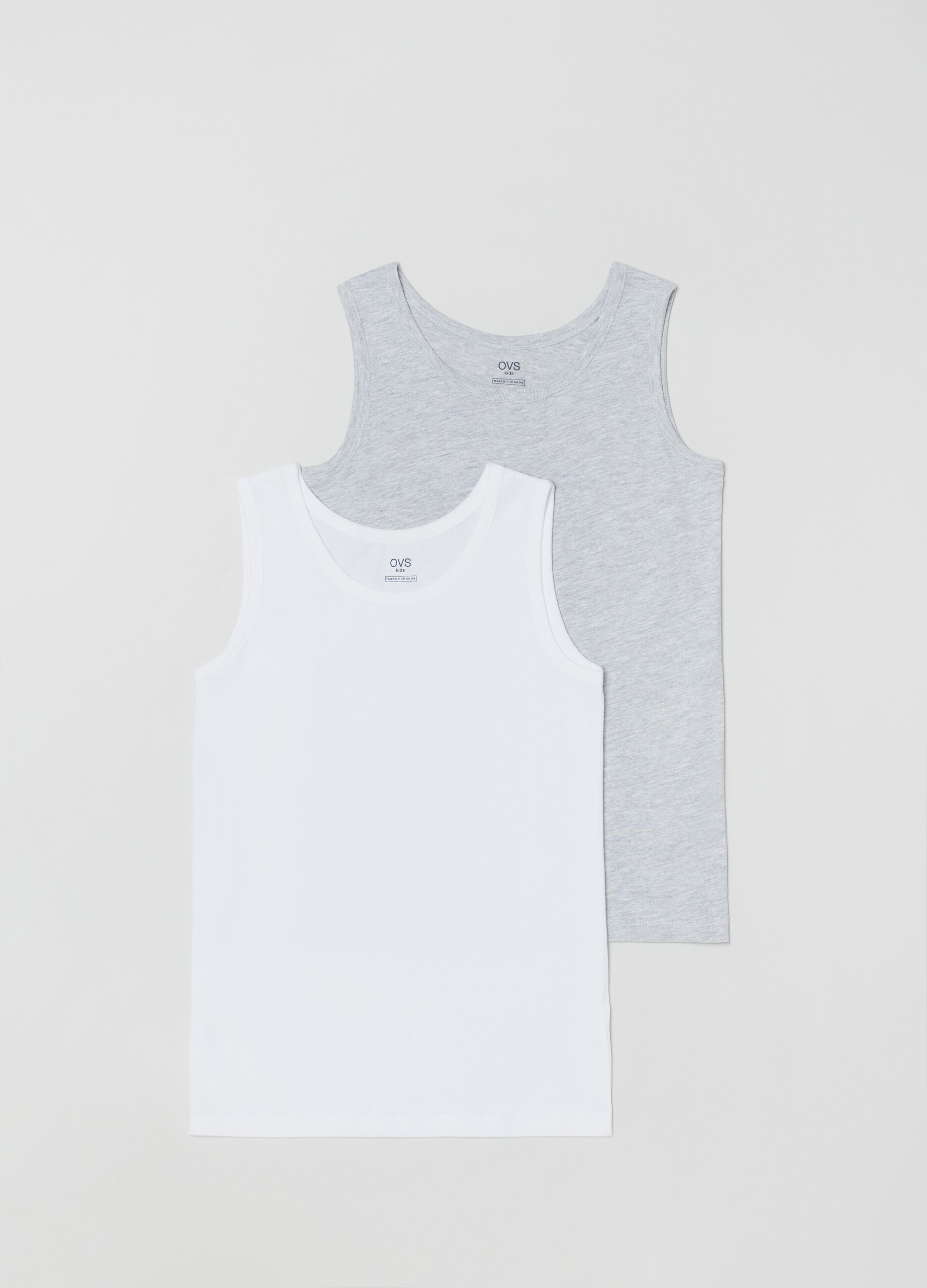 Two-pack vests with round neck