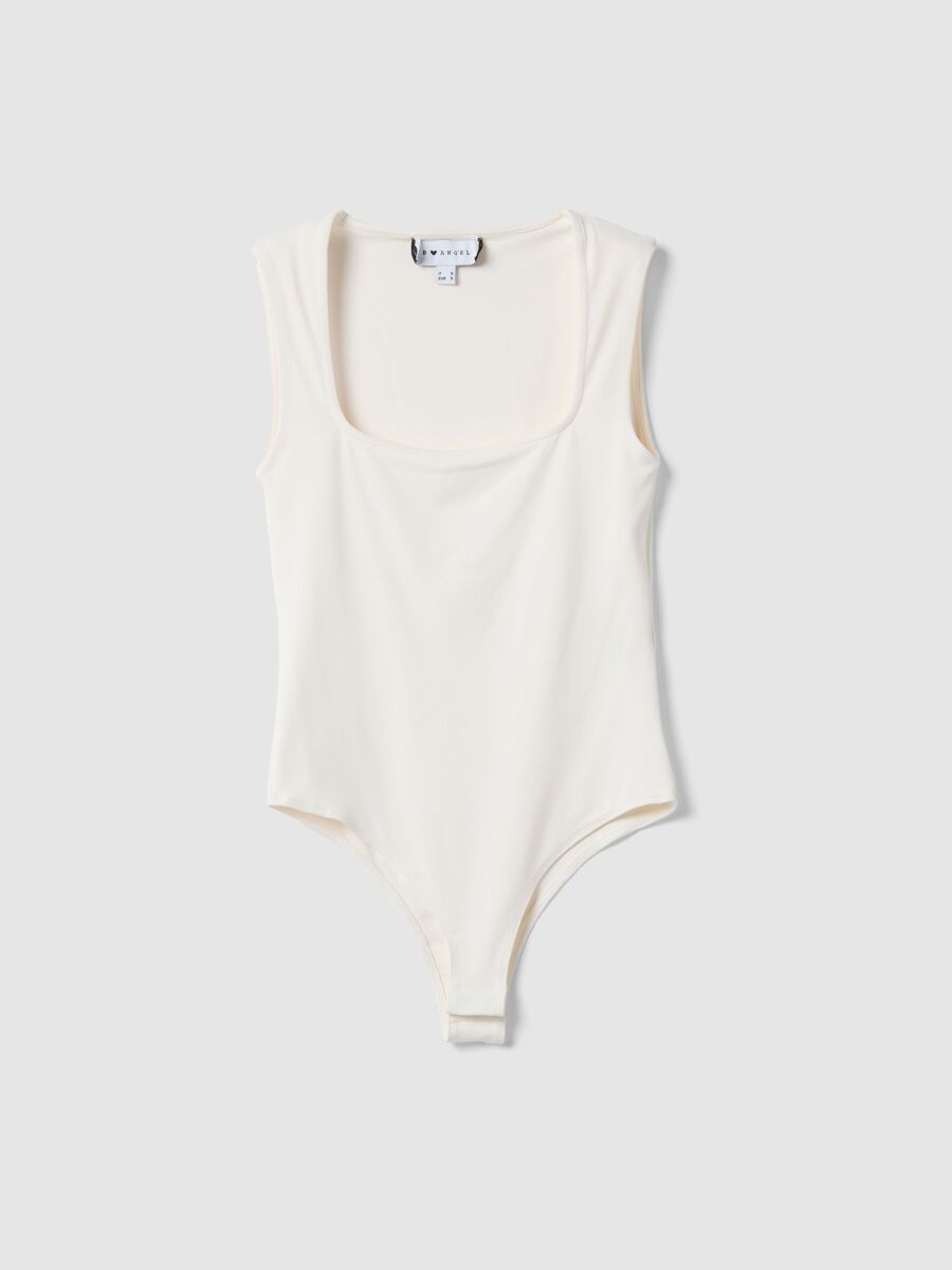White body-fitted with square neckline_4