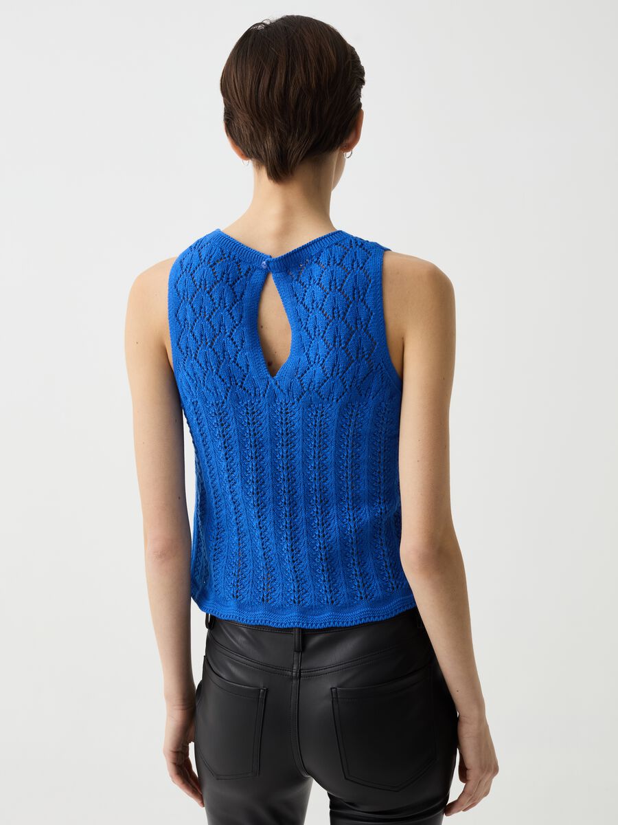 Tank top with crochet yoke and round neck_2