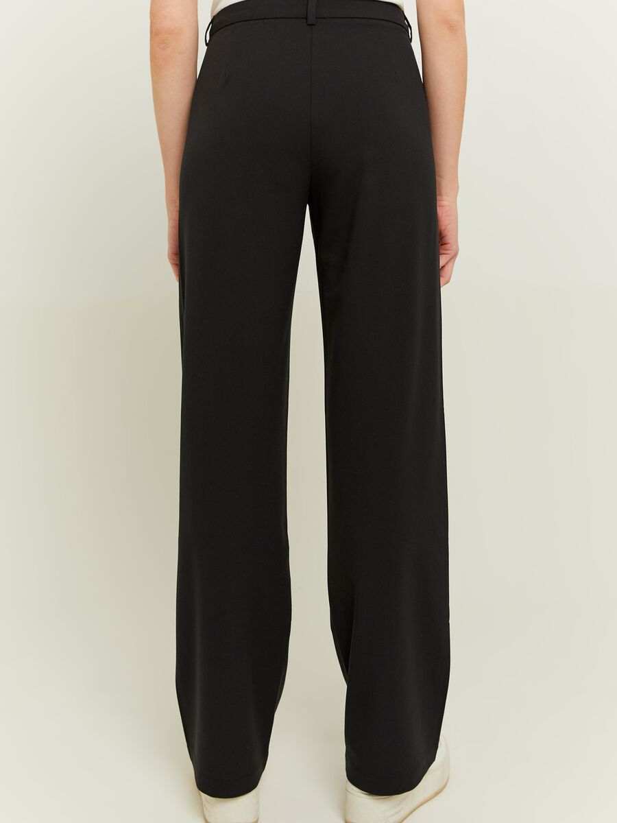 Straight-fit high-rise trousers_1