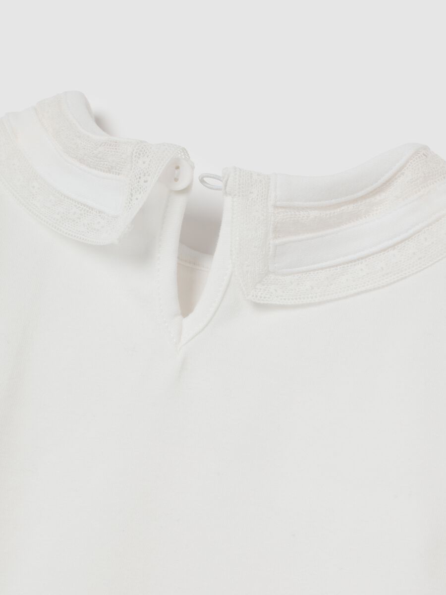 Girls' white cotton stretch regular fit t-shirt_3