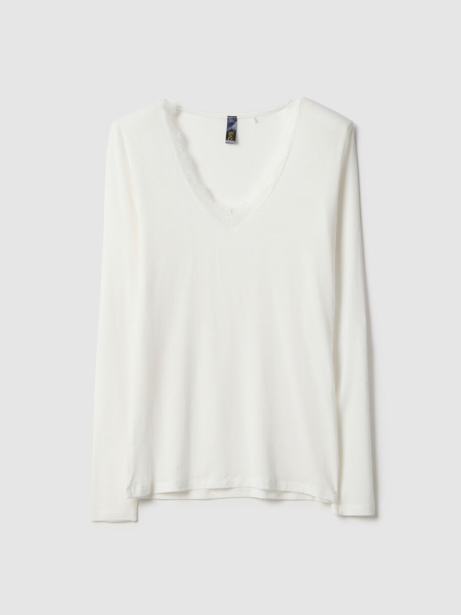 White long sleeve regular fit jumper with lace trims_0