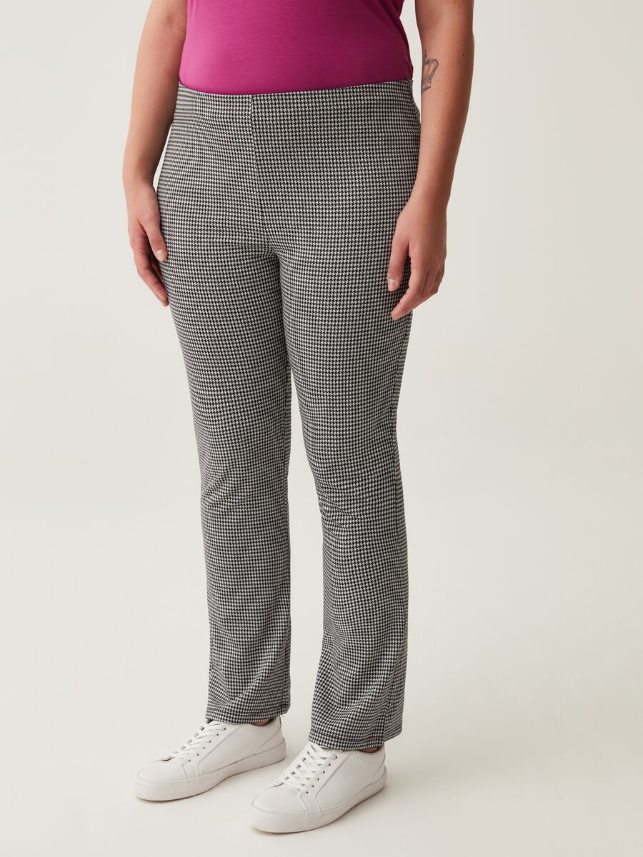 Curvy leggings with and houndstooth pattern_1