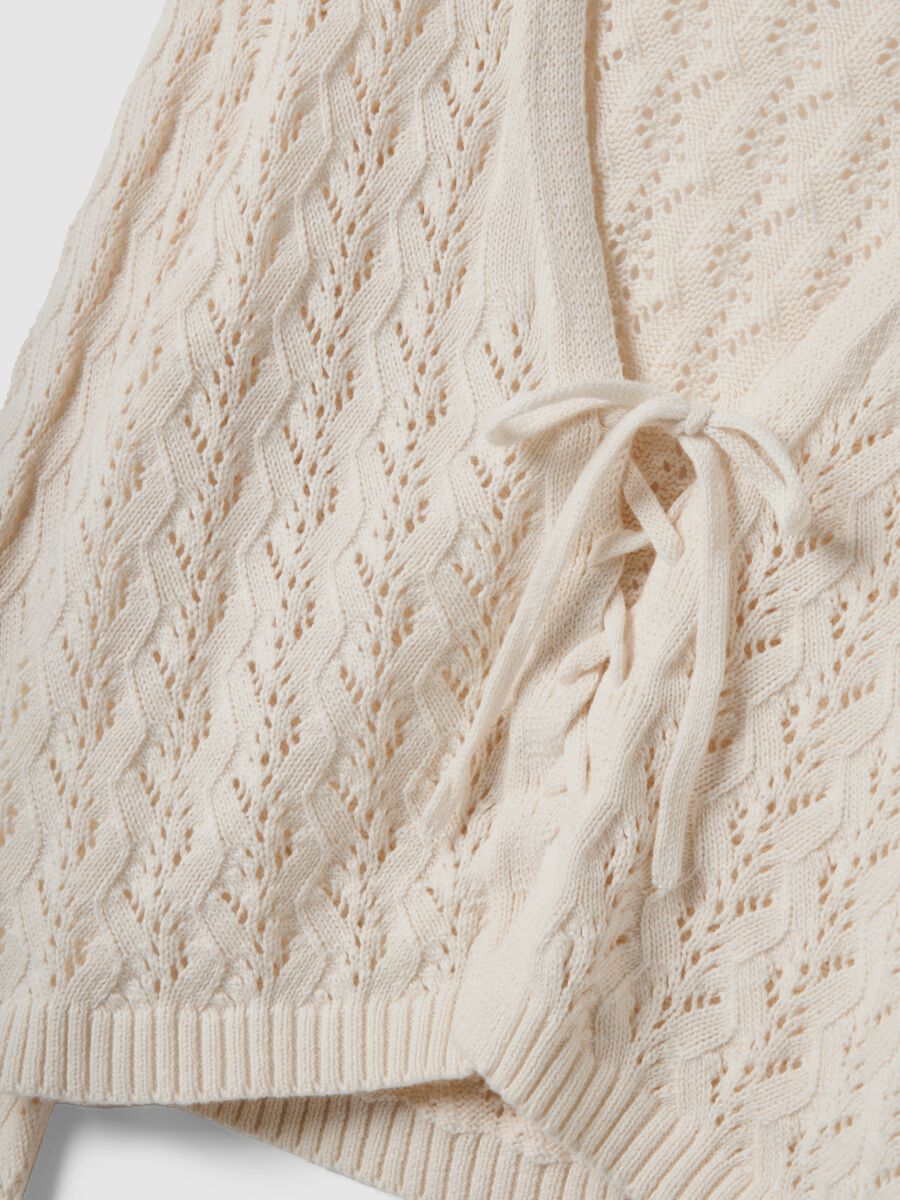 Regular fit beige pure cotton cardigan with perforated design_5